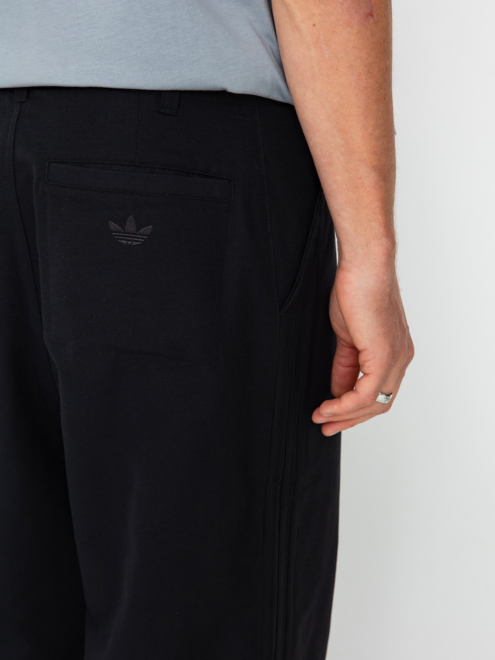 Spodnie adidas Skate Chino (black)