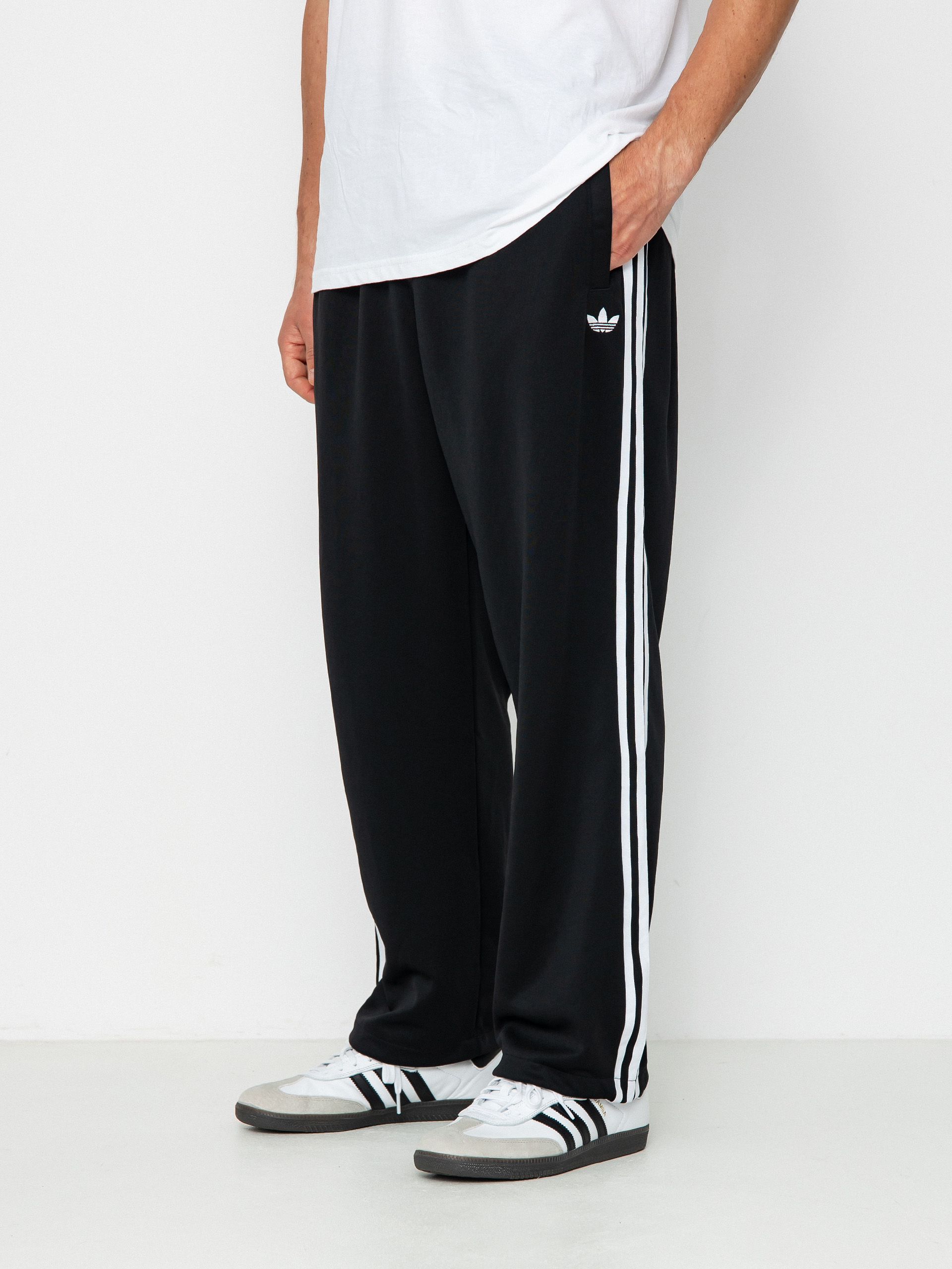 Spodnie adidas Superfire Tk - czarny (black)