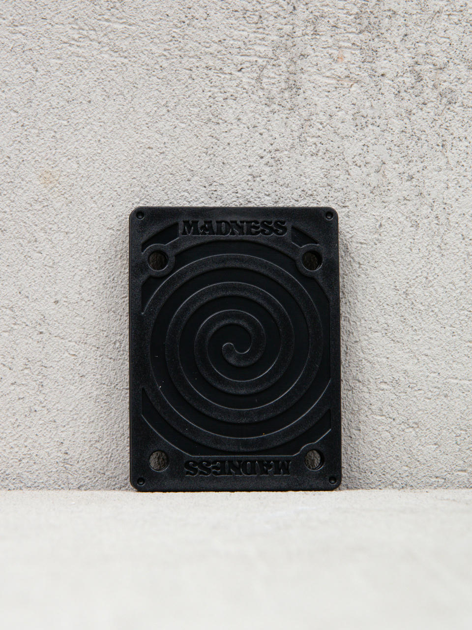 Podkładki Madness Pick Up Risers Hard (black)