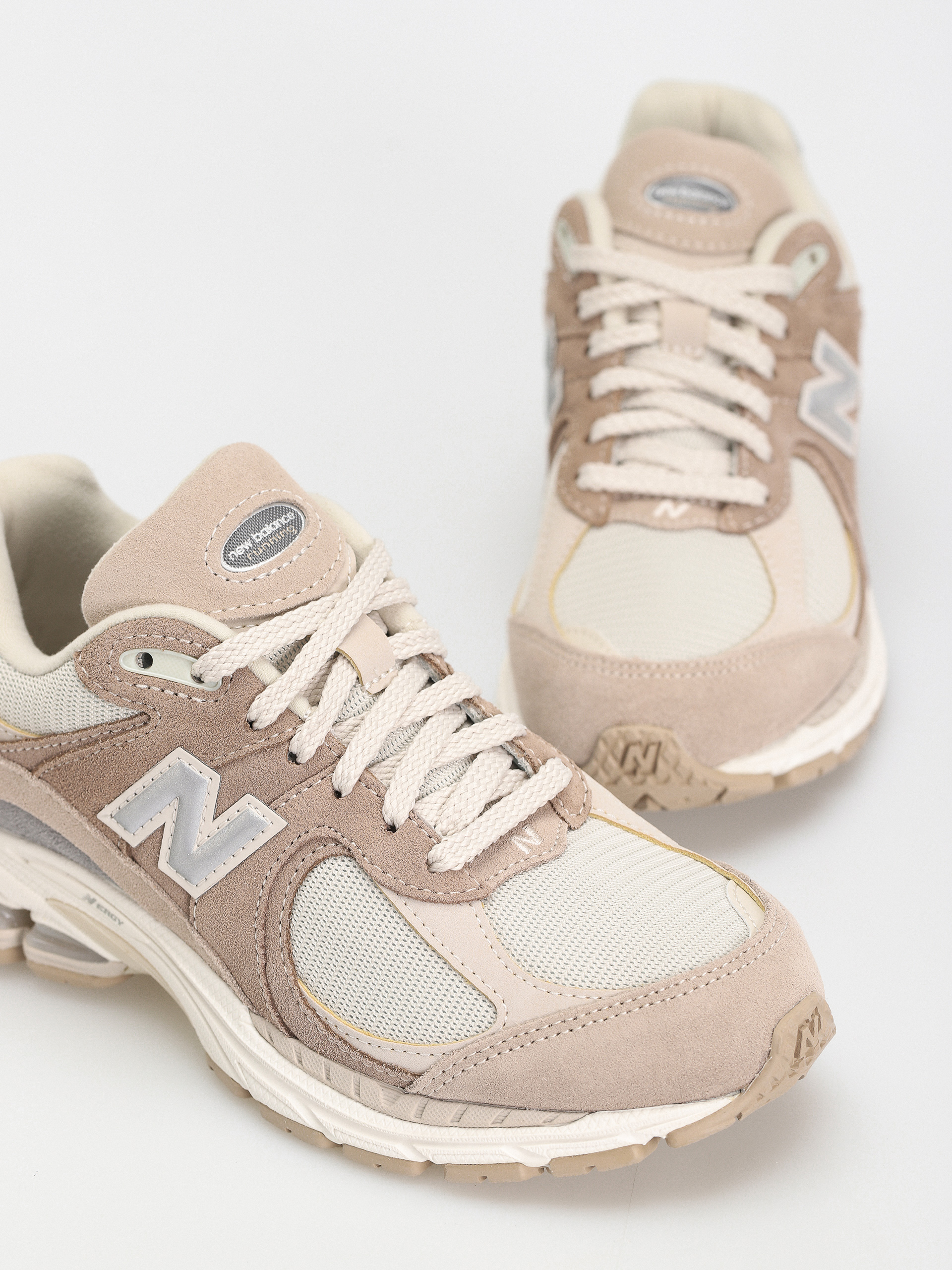 Buty New Balance 2002 (driftwood)