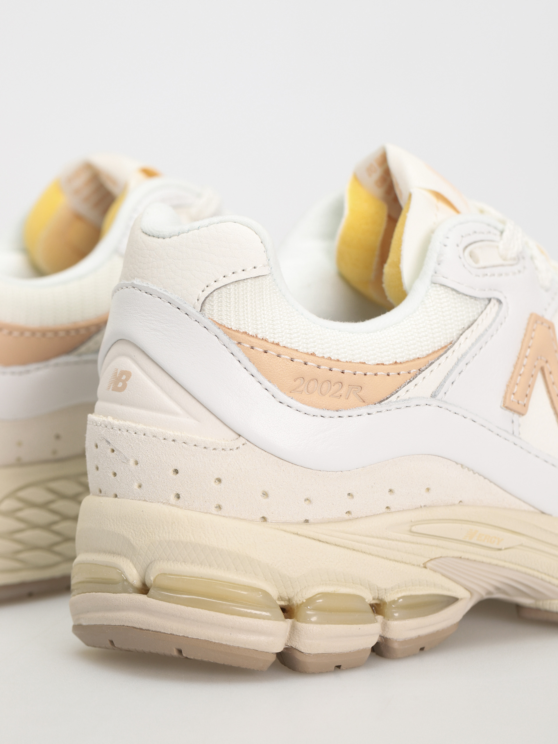 Buty New Balance 2002 (bright white)