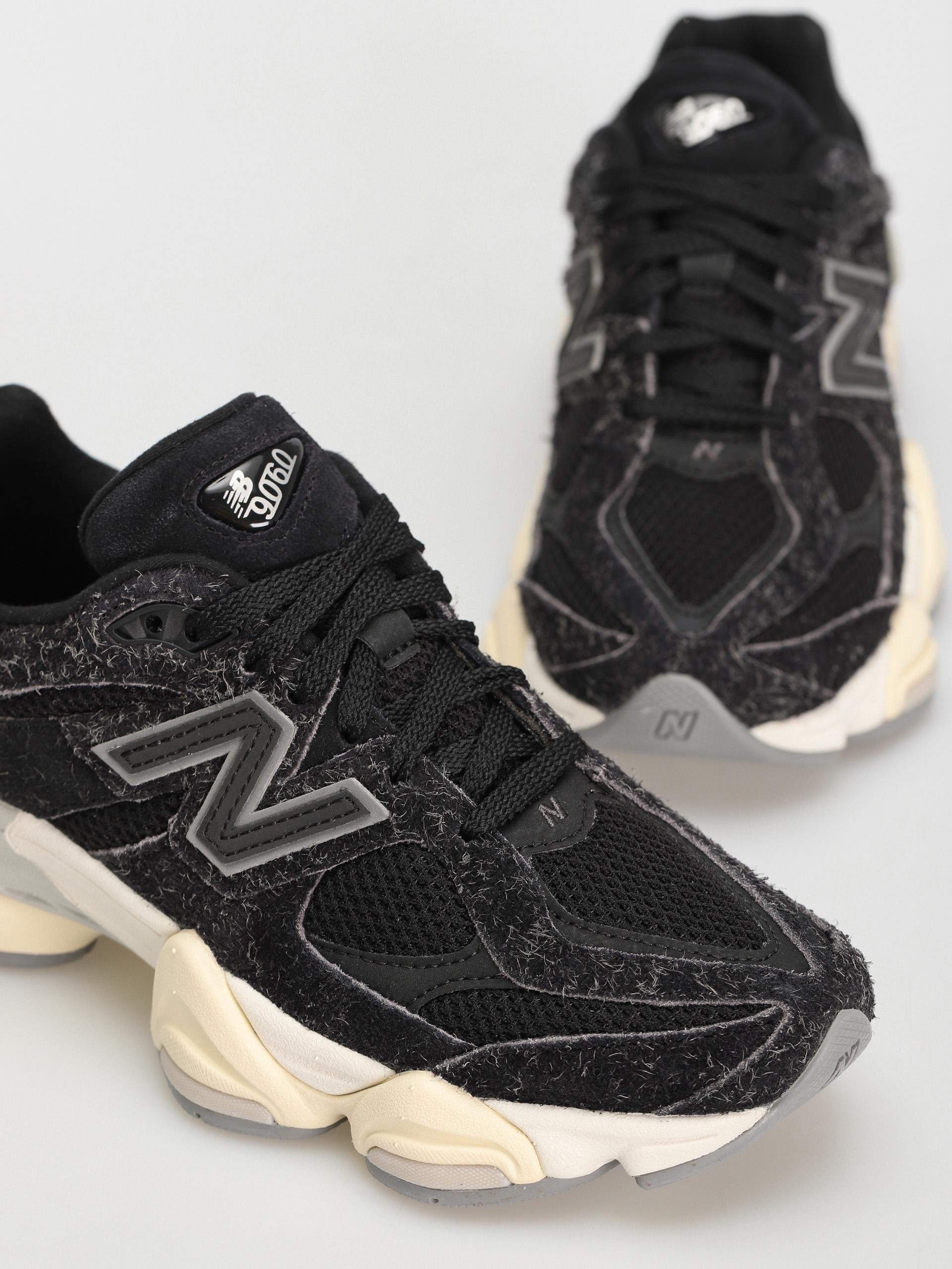 Buty New Balance 9060 (black)