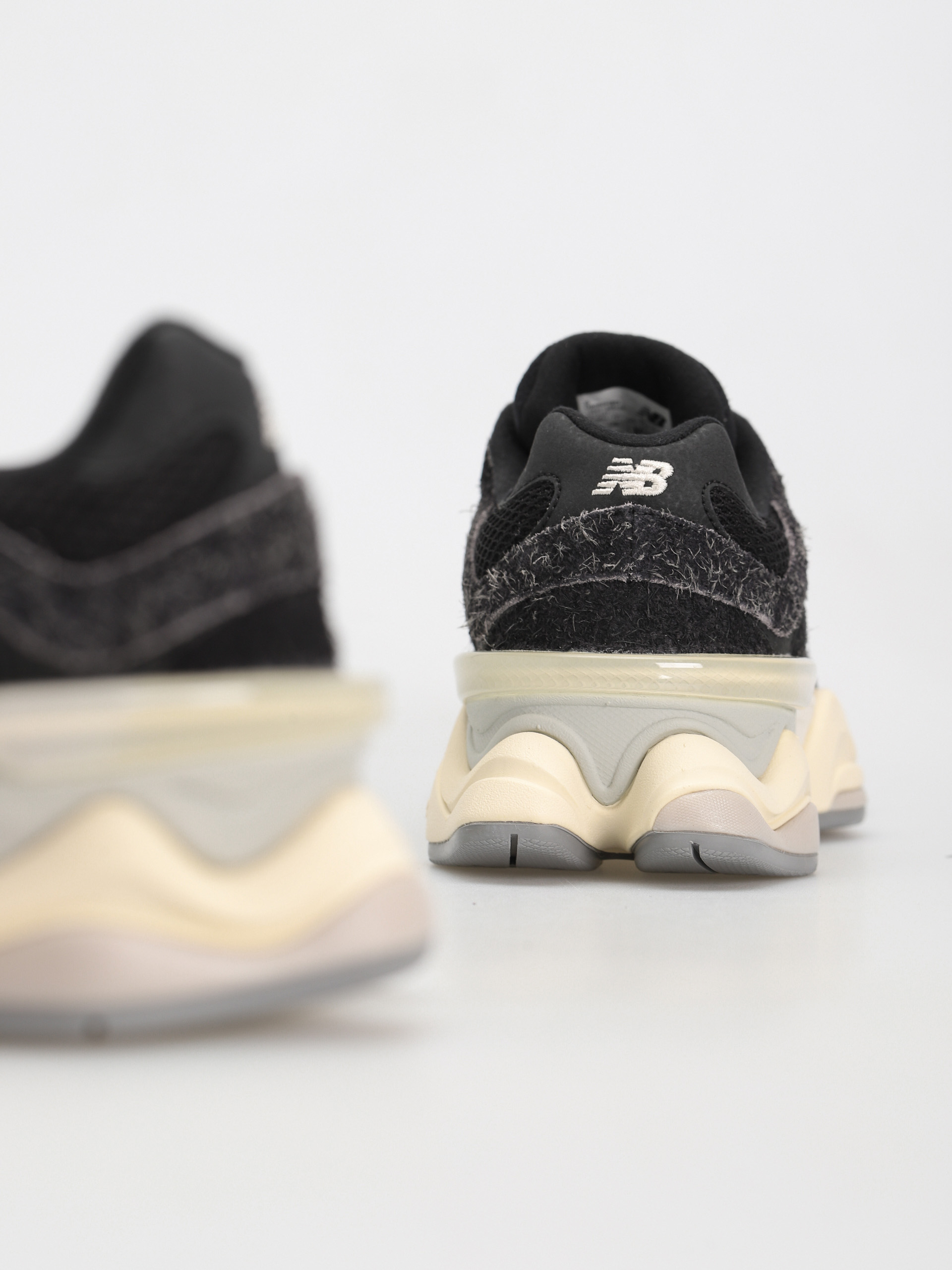 Buty New Balance 9060 (black)