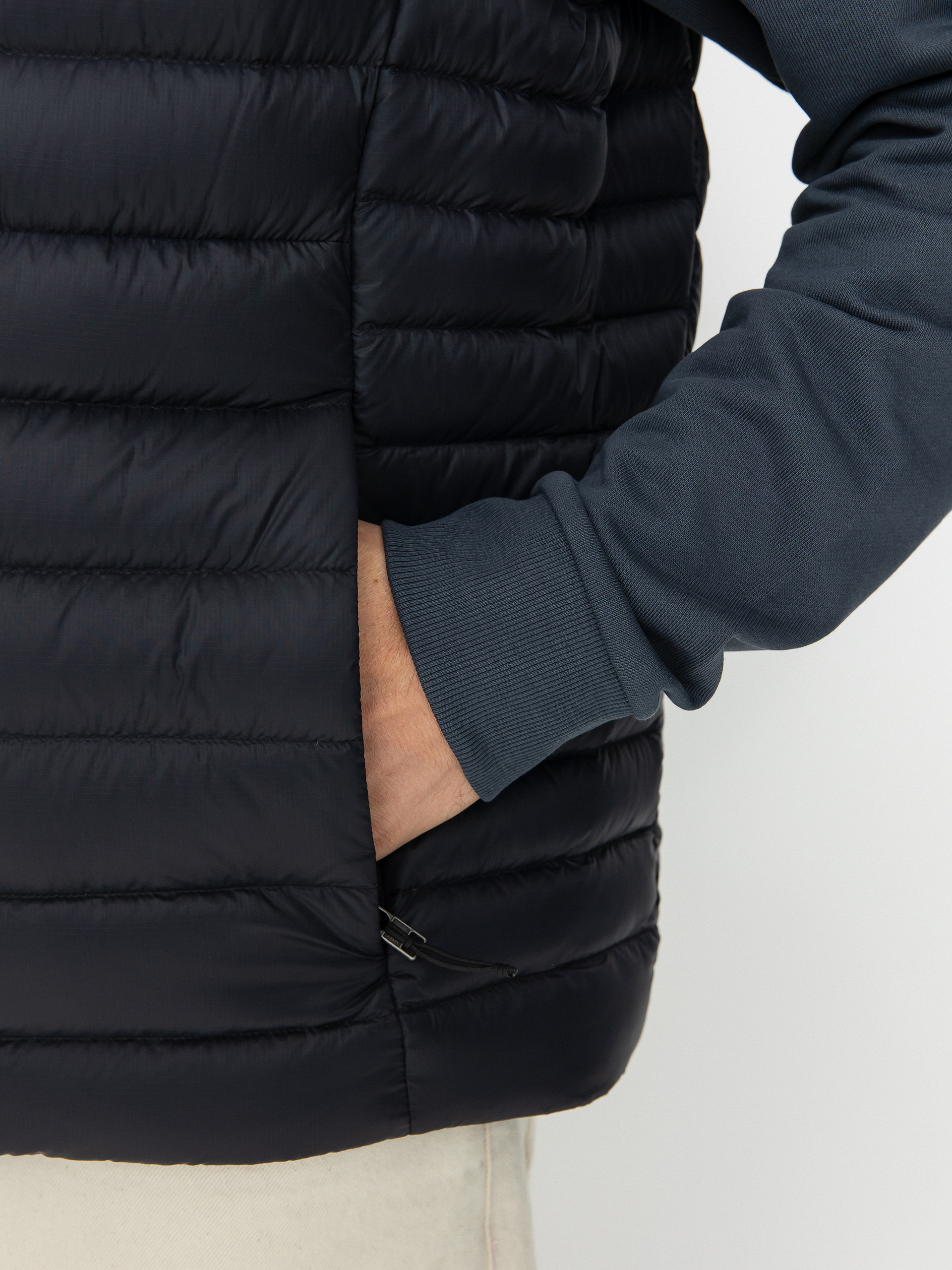 Kamizelka Patagonia Down Sweater Vest (black)