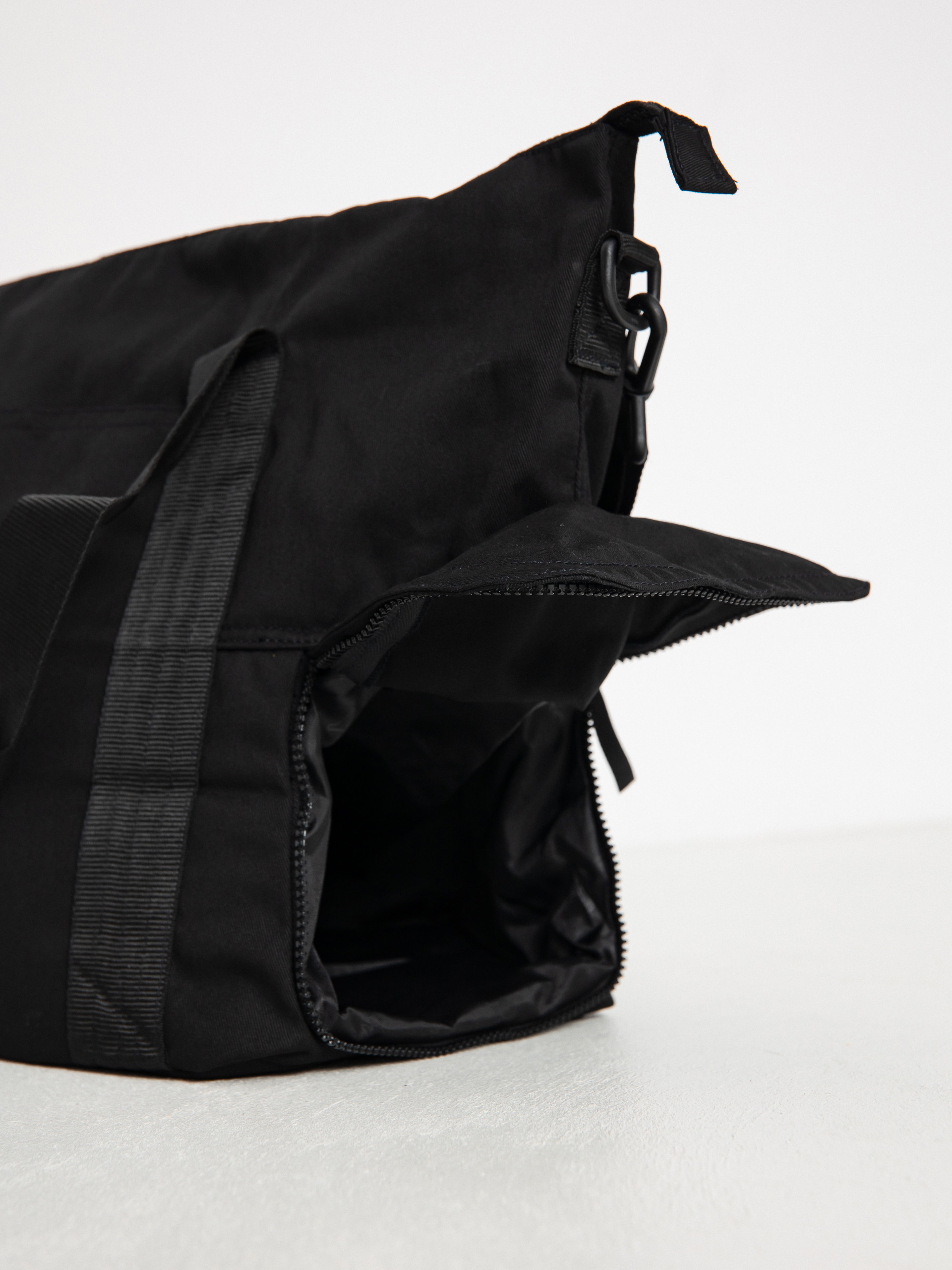Torba Dickies Lisbon Weekender (black)
