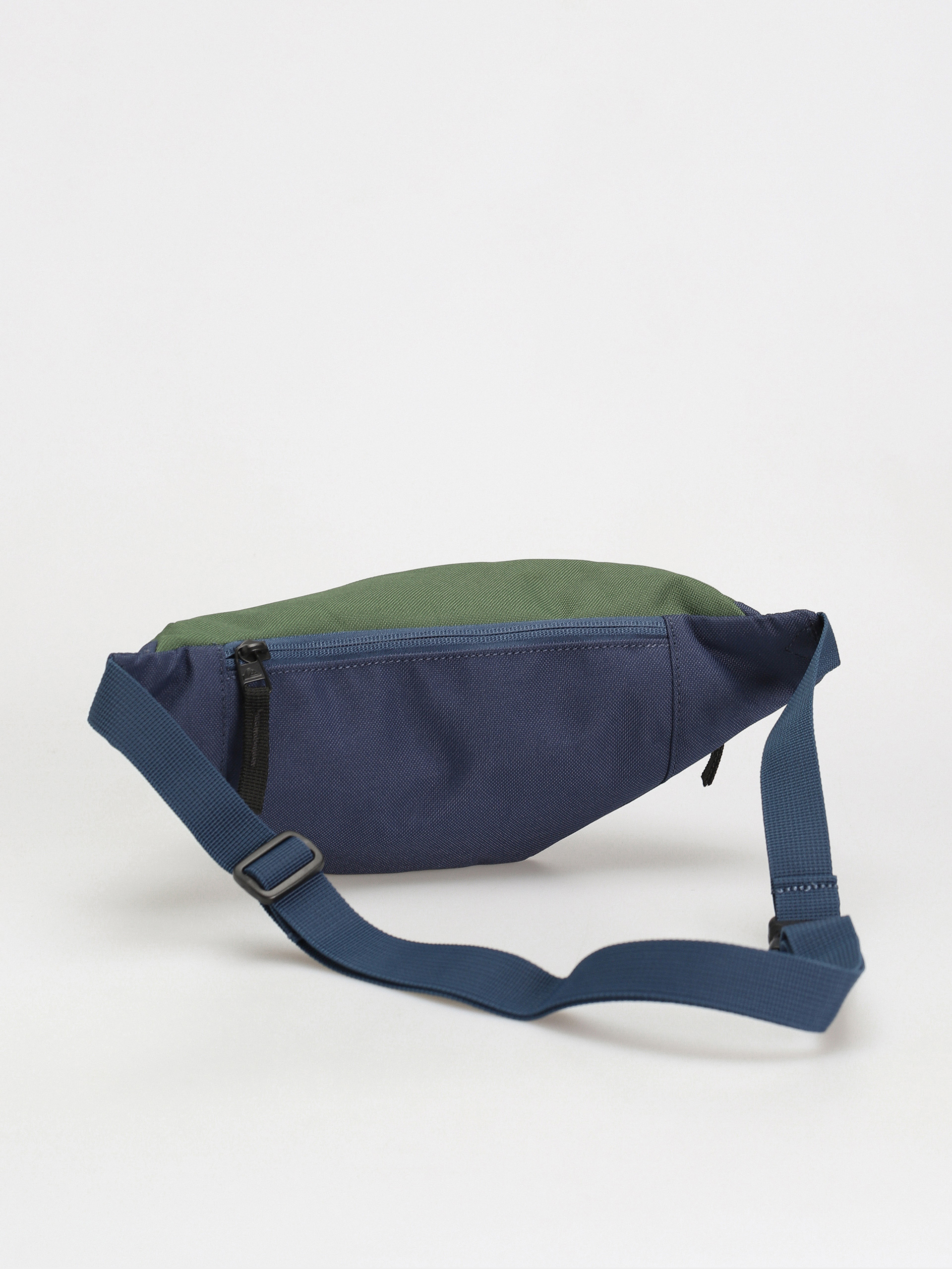 Nerka Quiksilver Pubjug (naval academy)