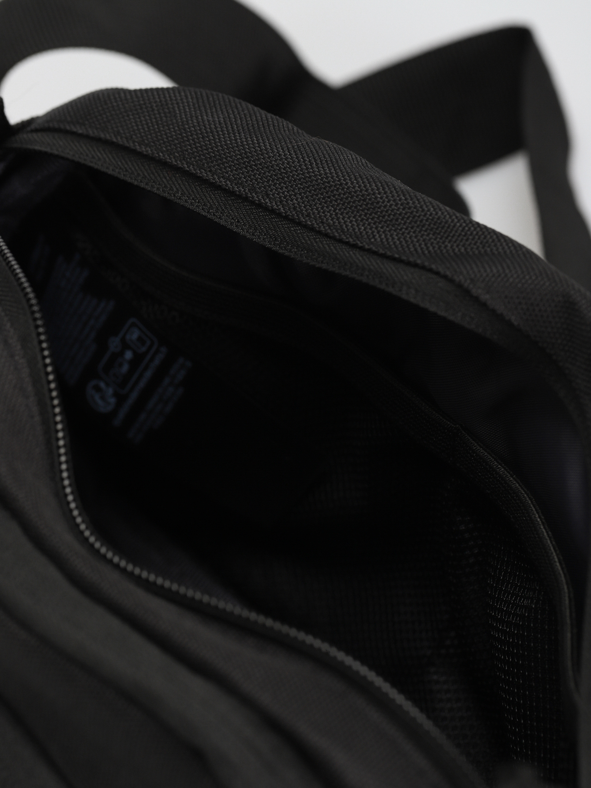 Nerka Volcom Waisted Pack (black)