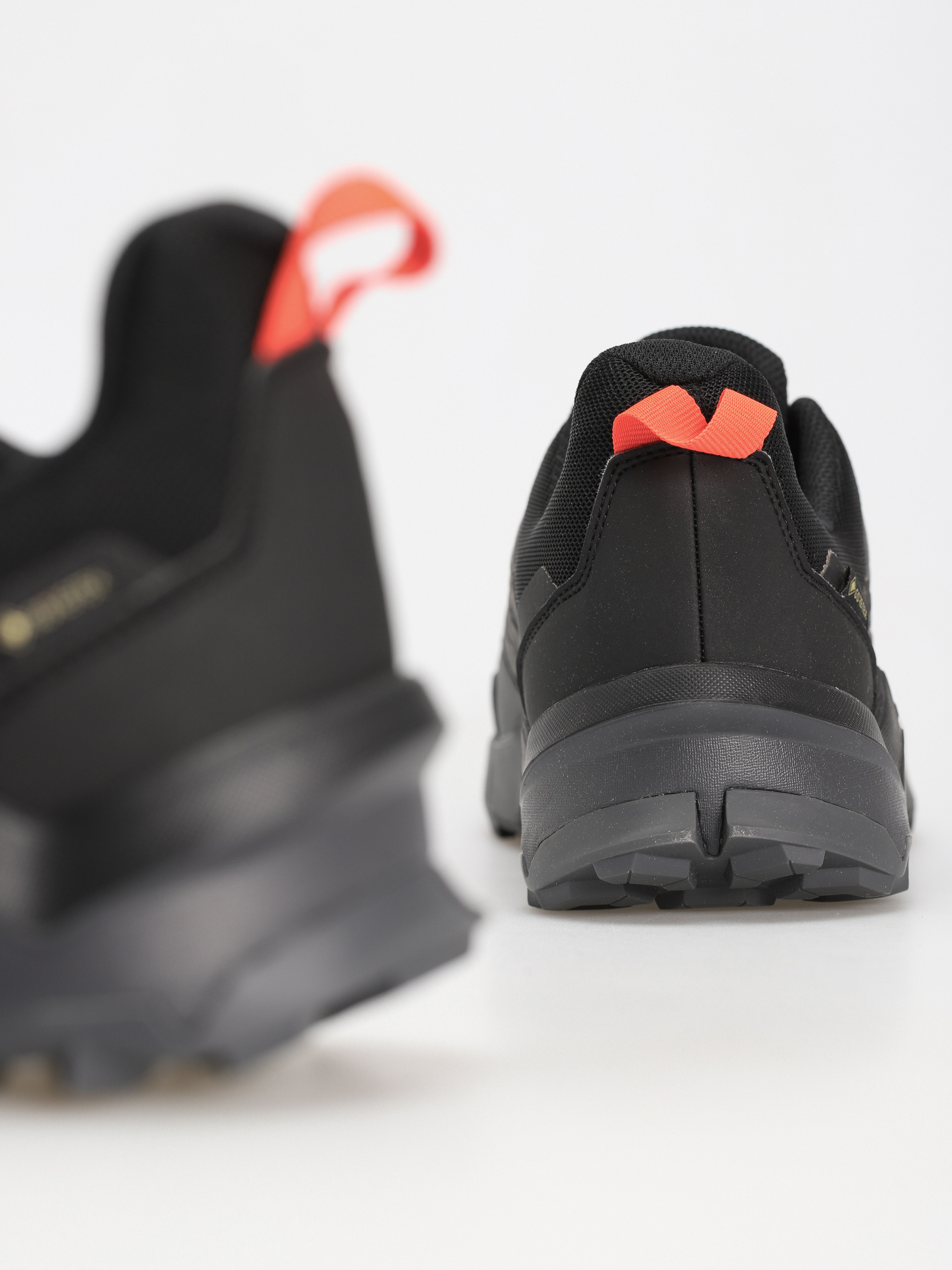 Buty adidas Originals Terrex Ax4 Gtx (gresix/grefou/solred)