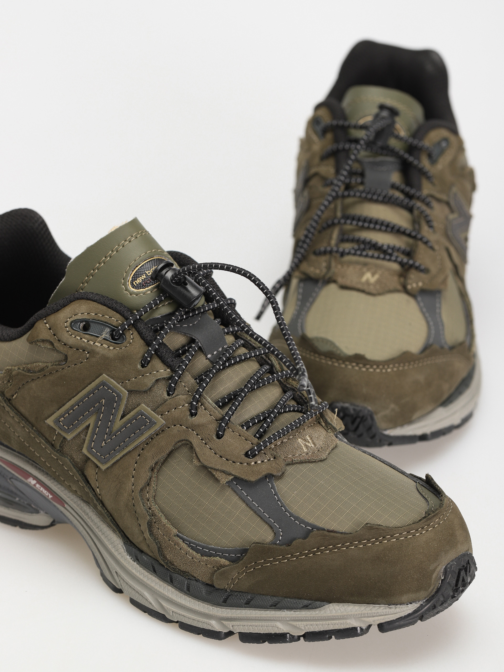 Buty New Balance 2002 (dark moss)