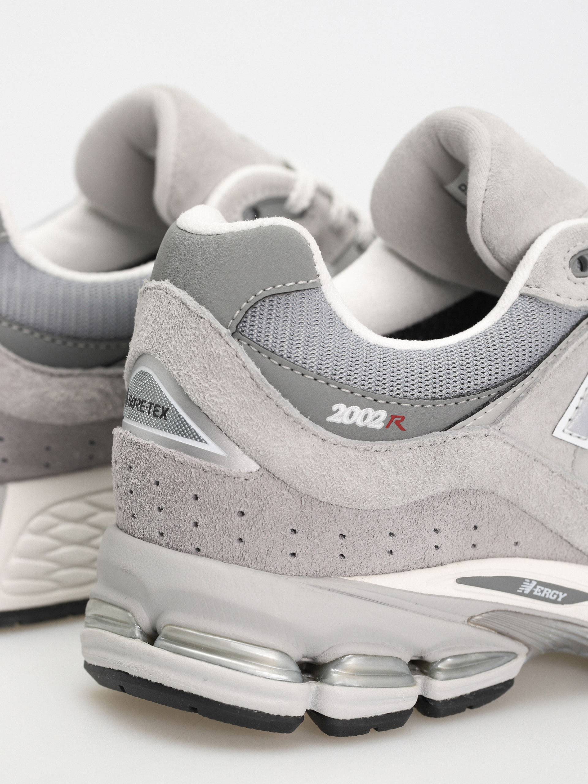 Buty New Balance 2002 (concrete)