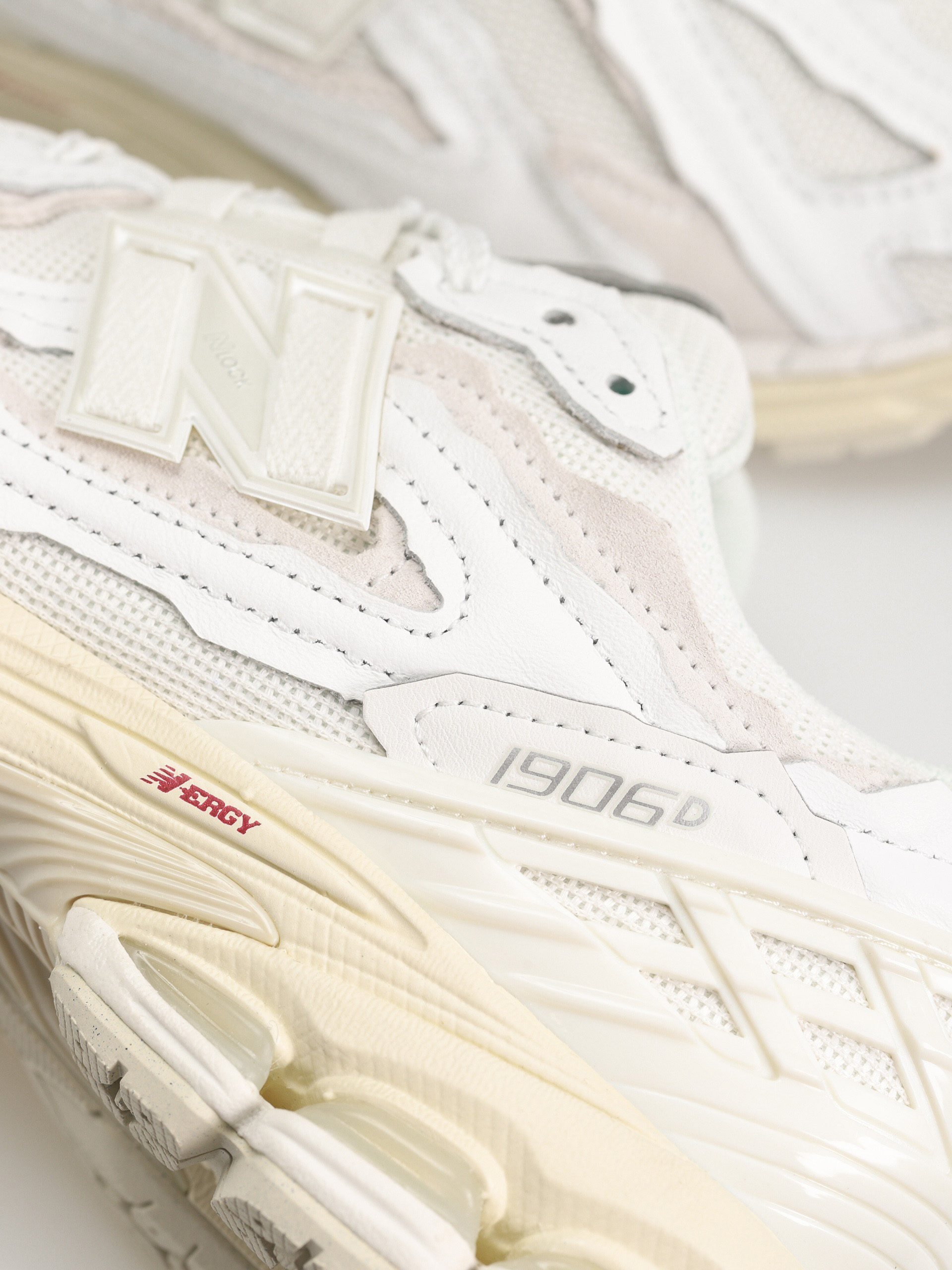 Buty New Balance 1906 (white)