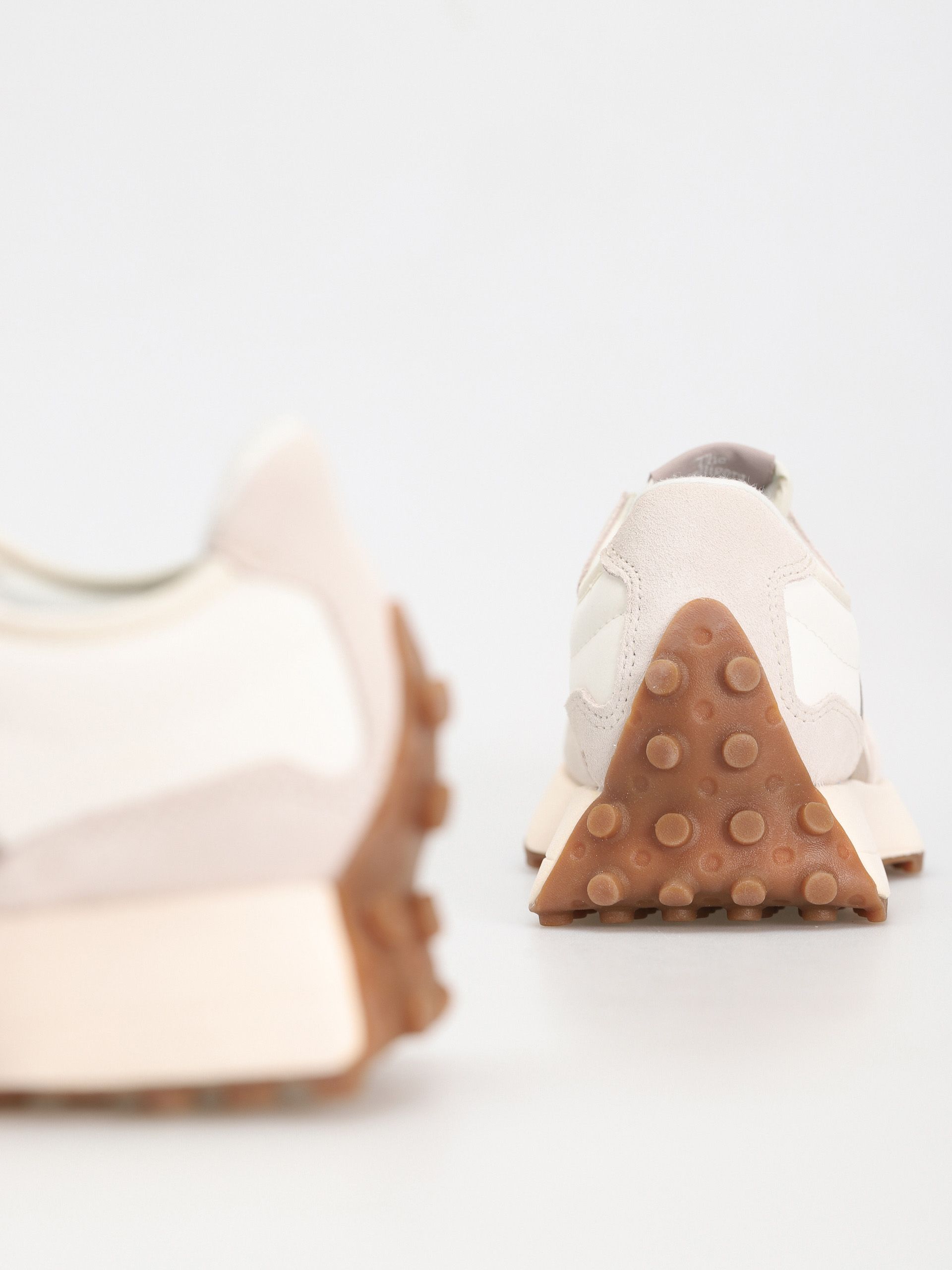 Buty New Balance 327 (driftwood)