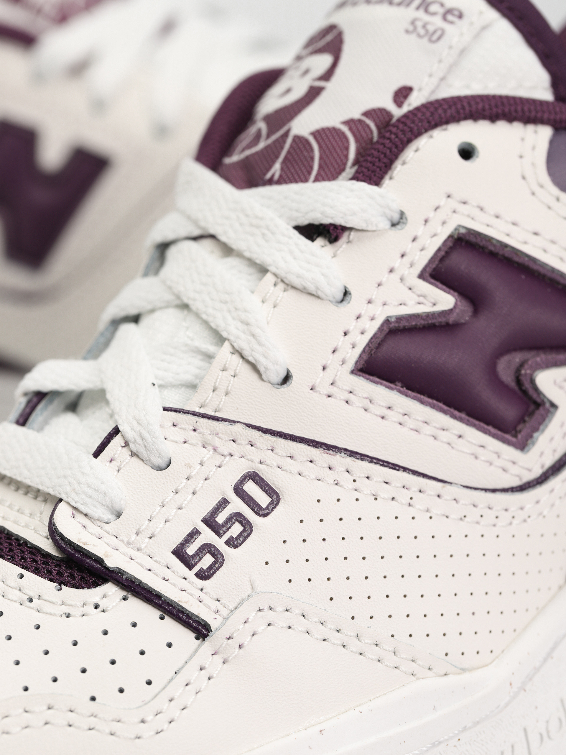 Buty New Balance 550 Wmn (reflection)