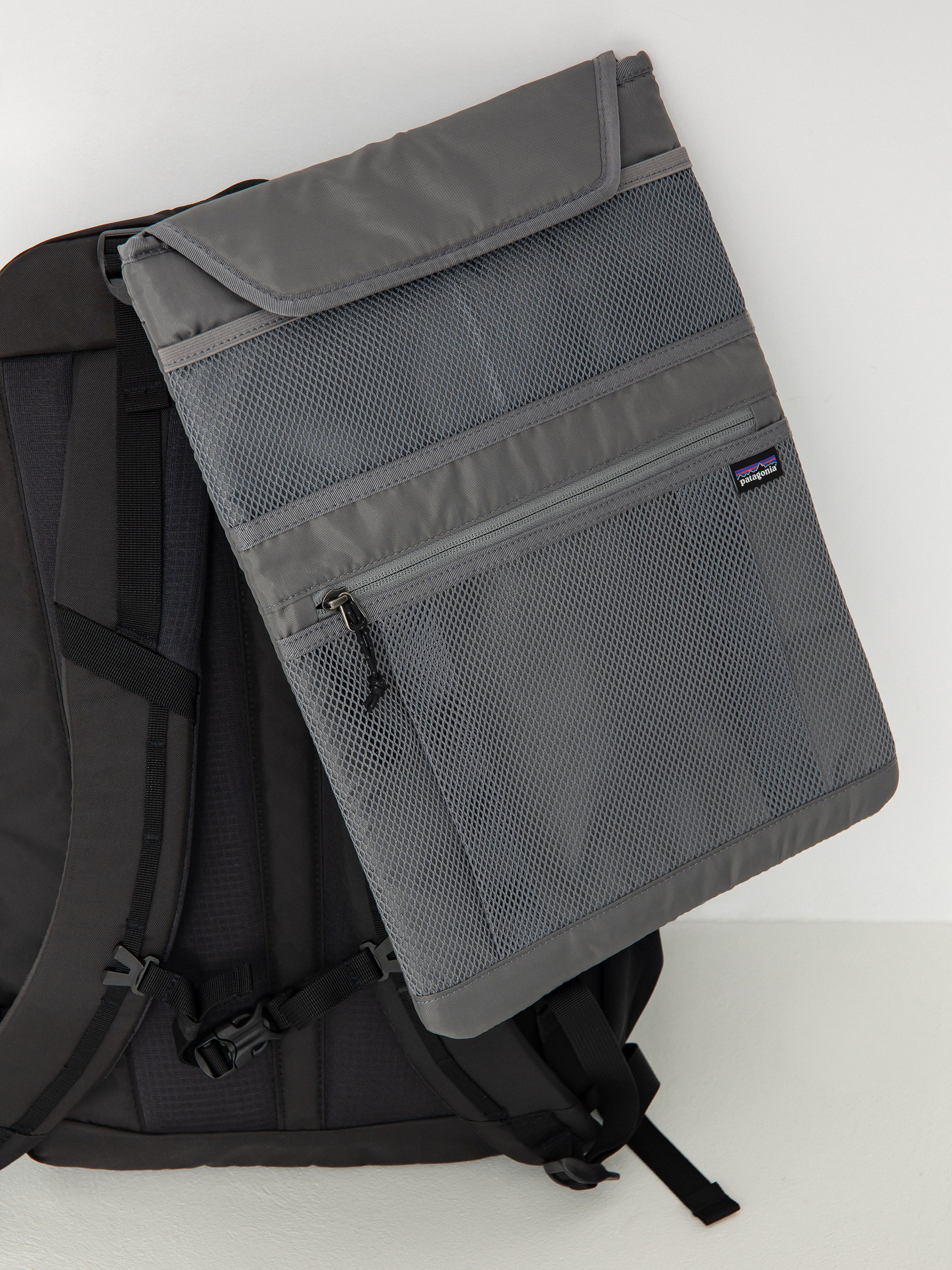 Plecak Patagonia Refugio Day Pack 30L (black)