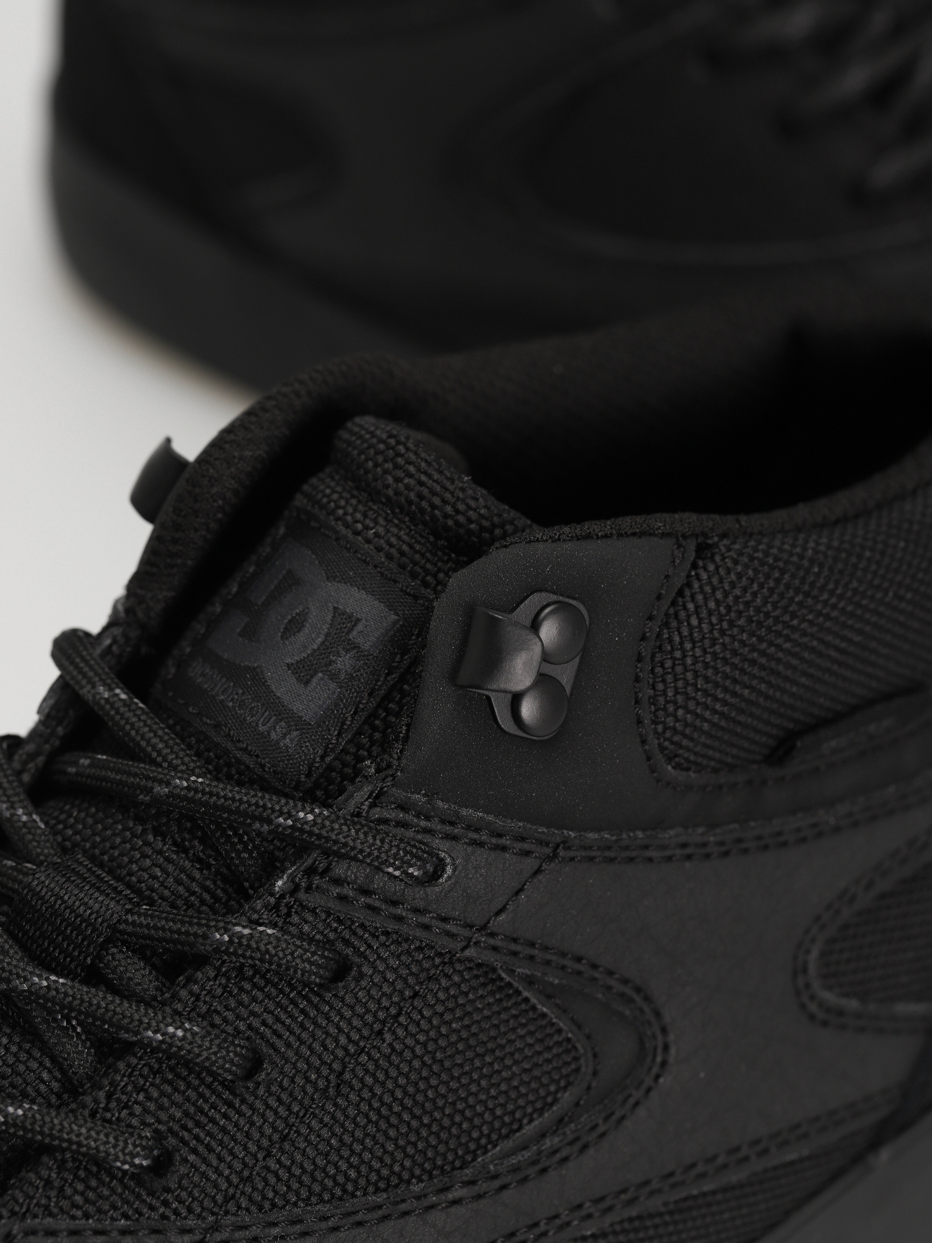 Buty DC Kalis Mid Wnt (black/black)