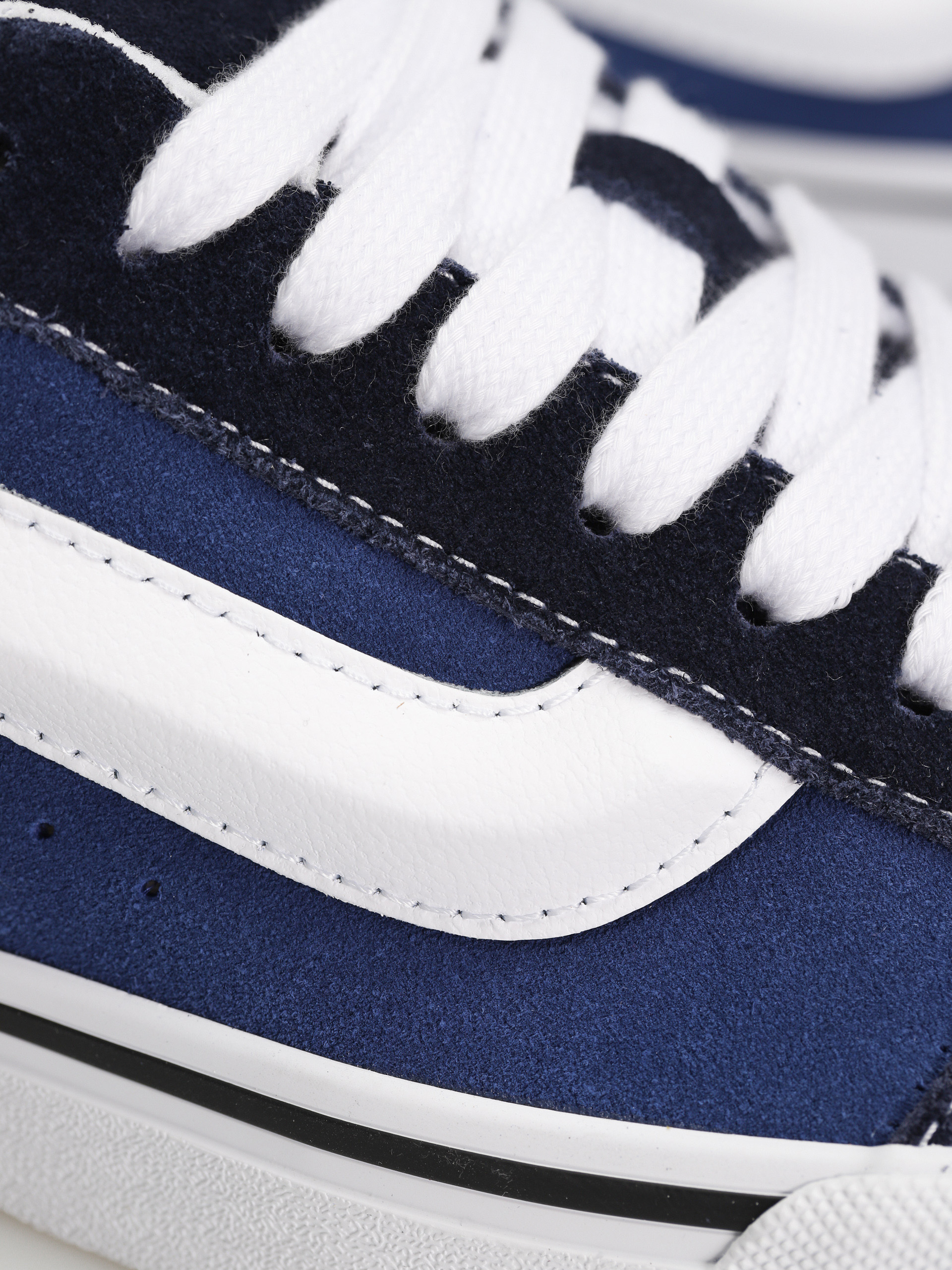 Buty Vans Knu Skool (navy/true white)