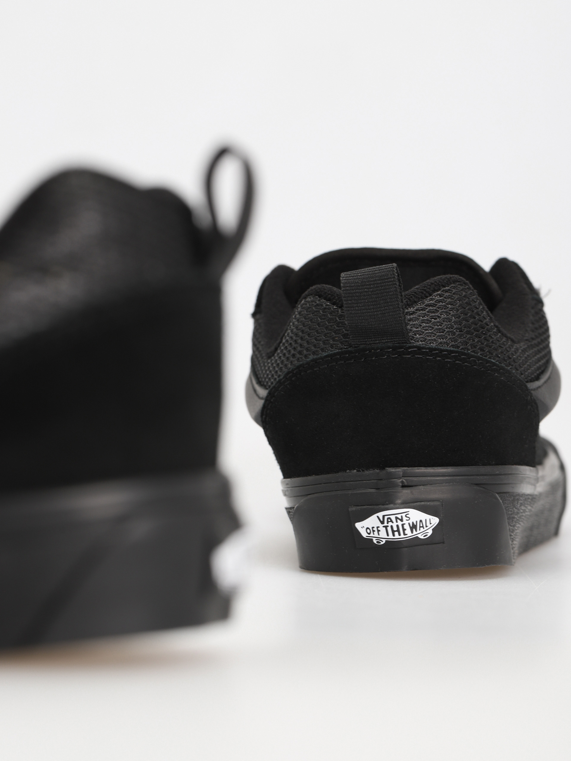 Buty Vans Knu Skool (black/black)