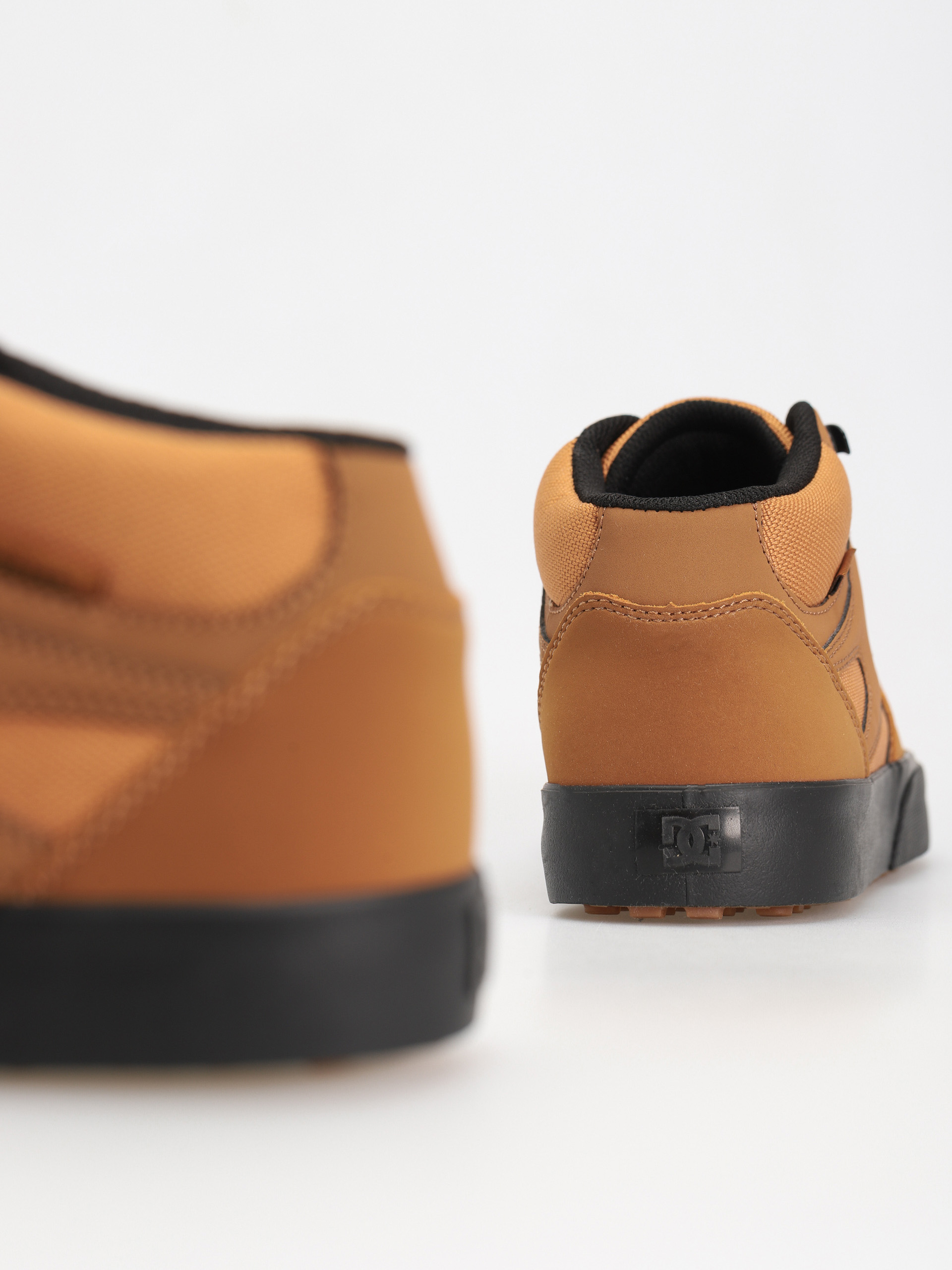 Buty DC Kalis Mid Wnt (black/wheat)