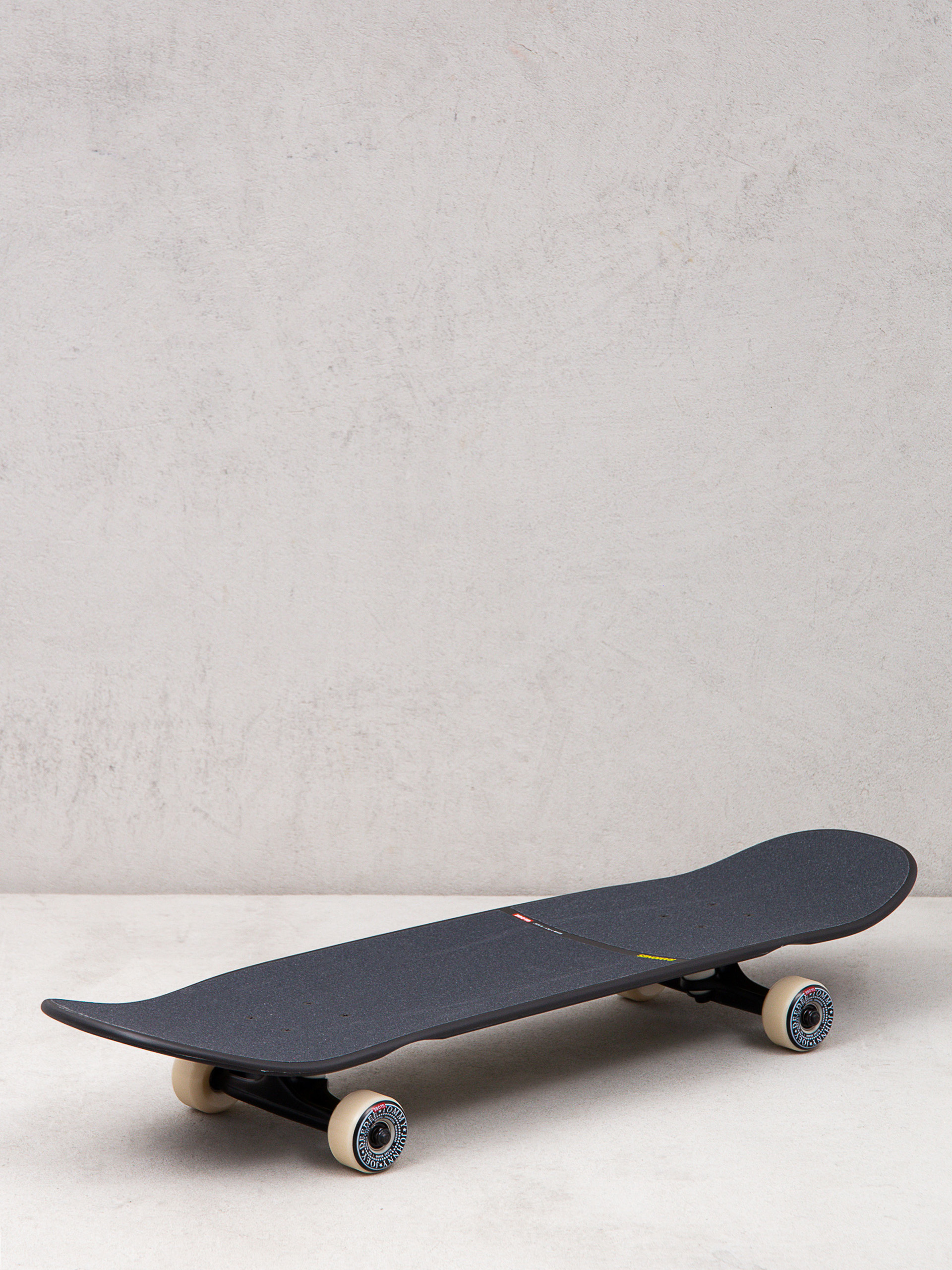 Deskorolka cruiser Globe Hammer (ramones/hey ho)