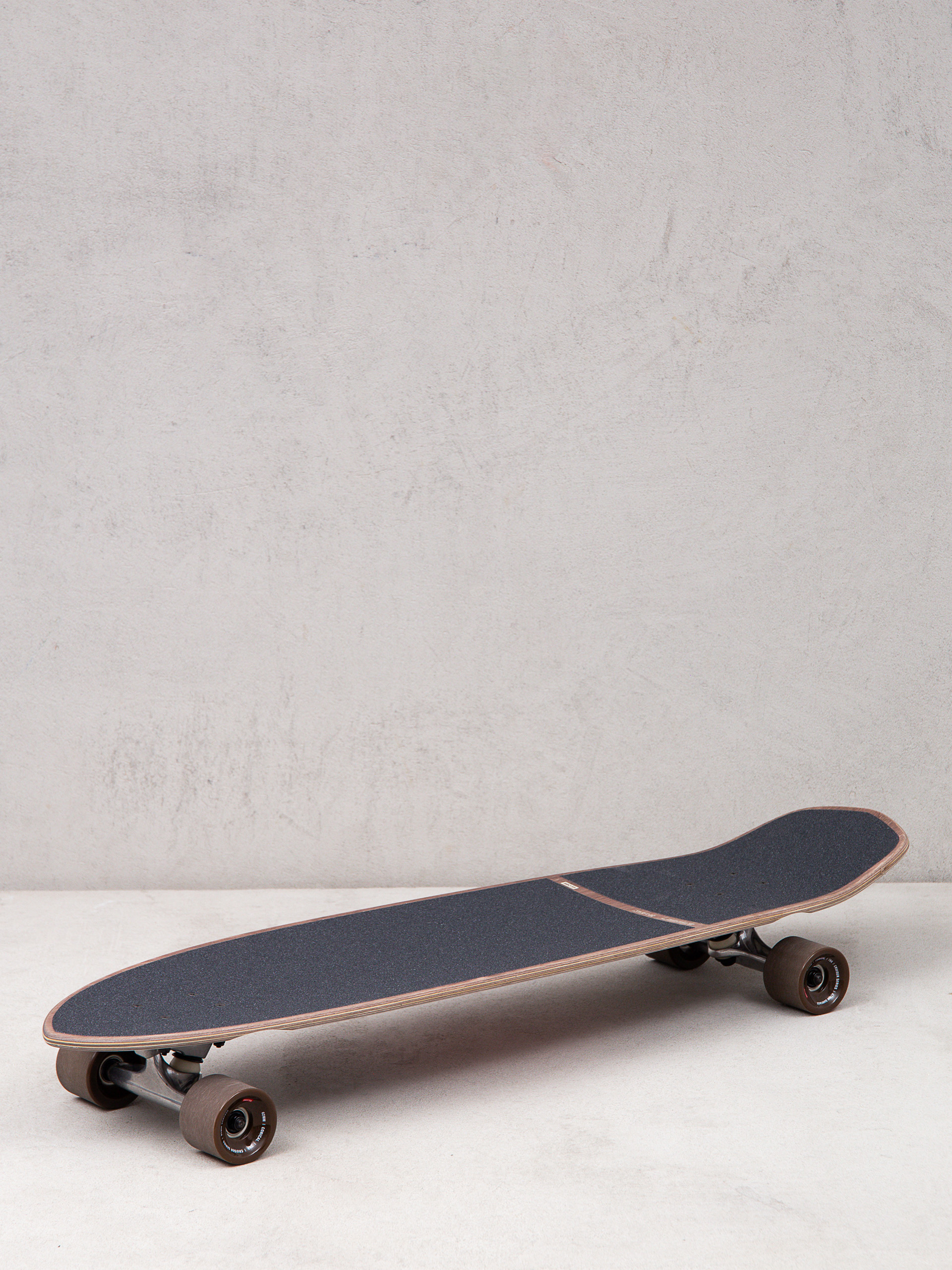 Deskorolka cruiser Globe Blazer XL (weepy blume)