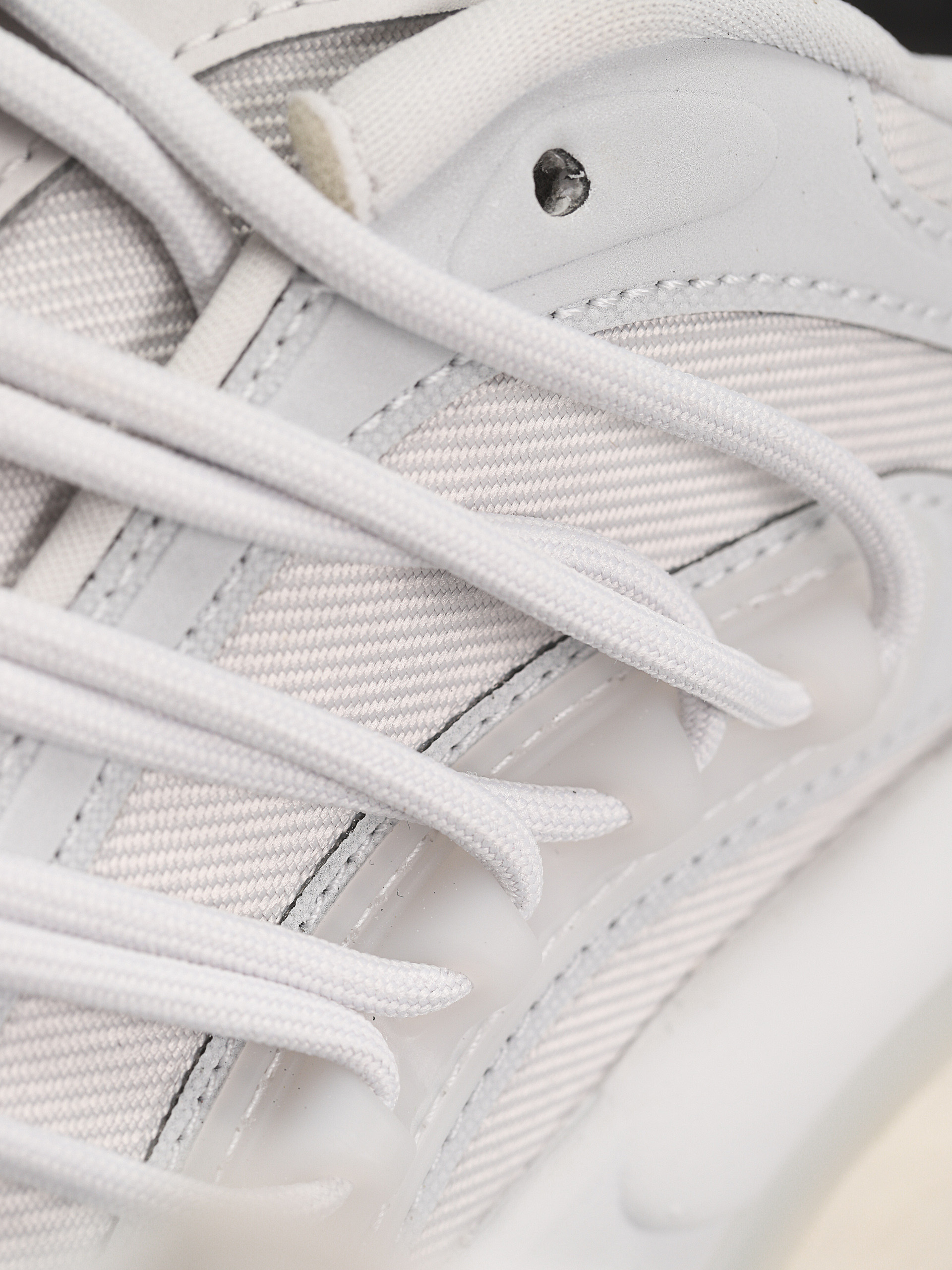 Buty adidas Alphaboost V1 (dshgry/greone/cblack)