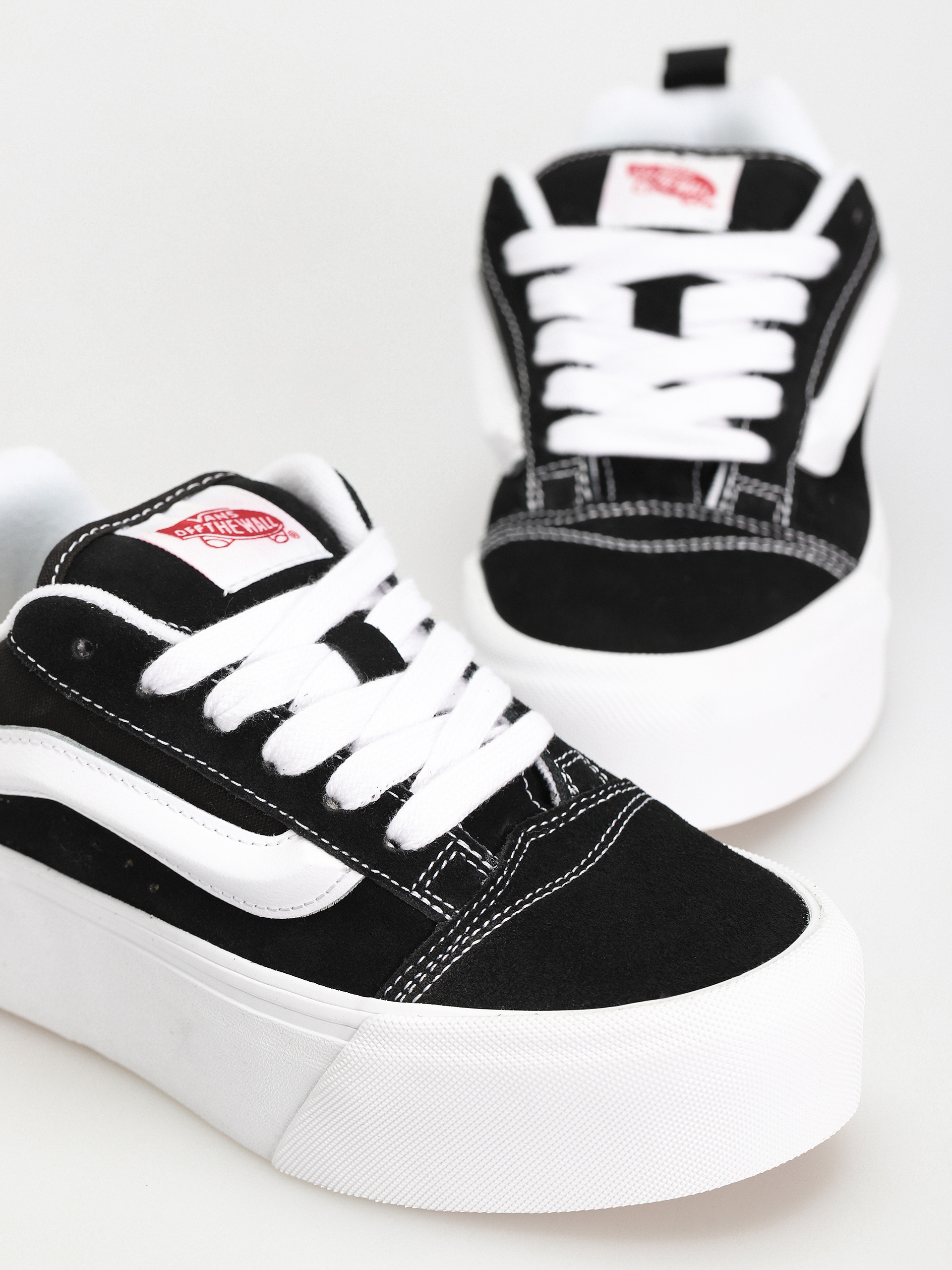 Buty Vans Knu Stack (black/true white)