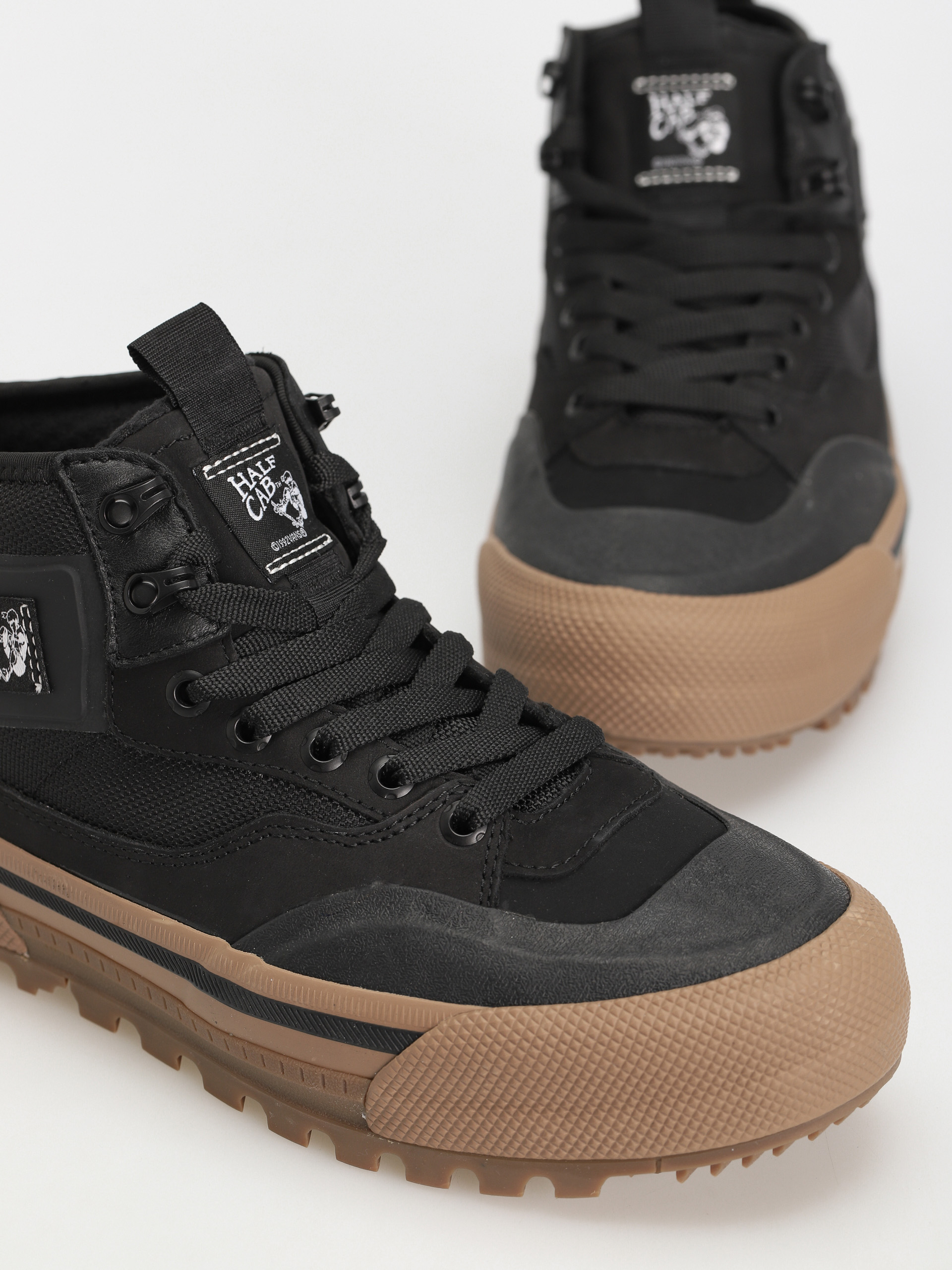 Buty Vans Half Cab Gore Tex Mte 3 (black/gum)
