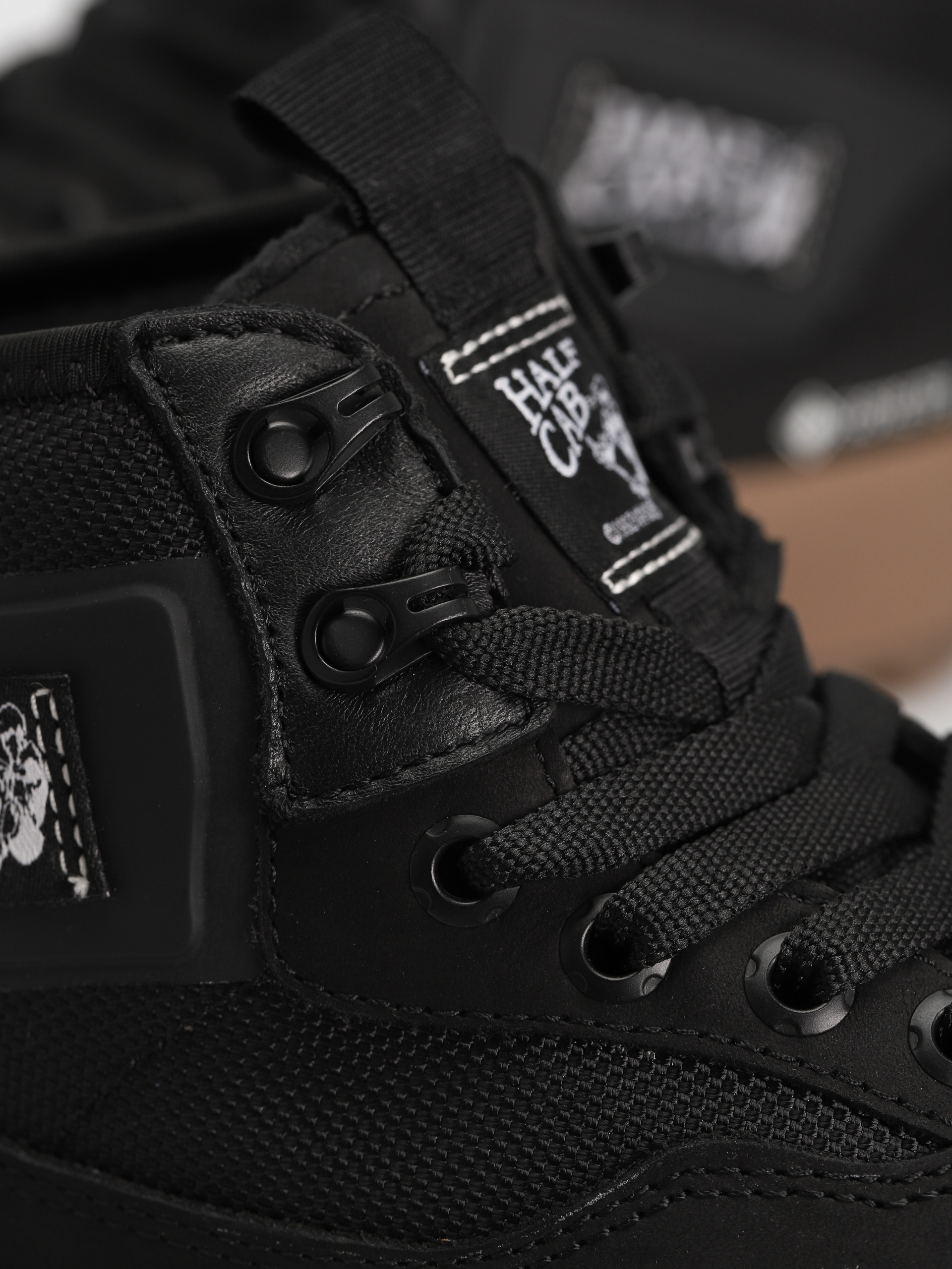 Buty Vans Half Cab Gore Tex Mte 3 (black/gum)