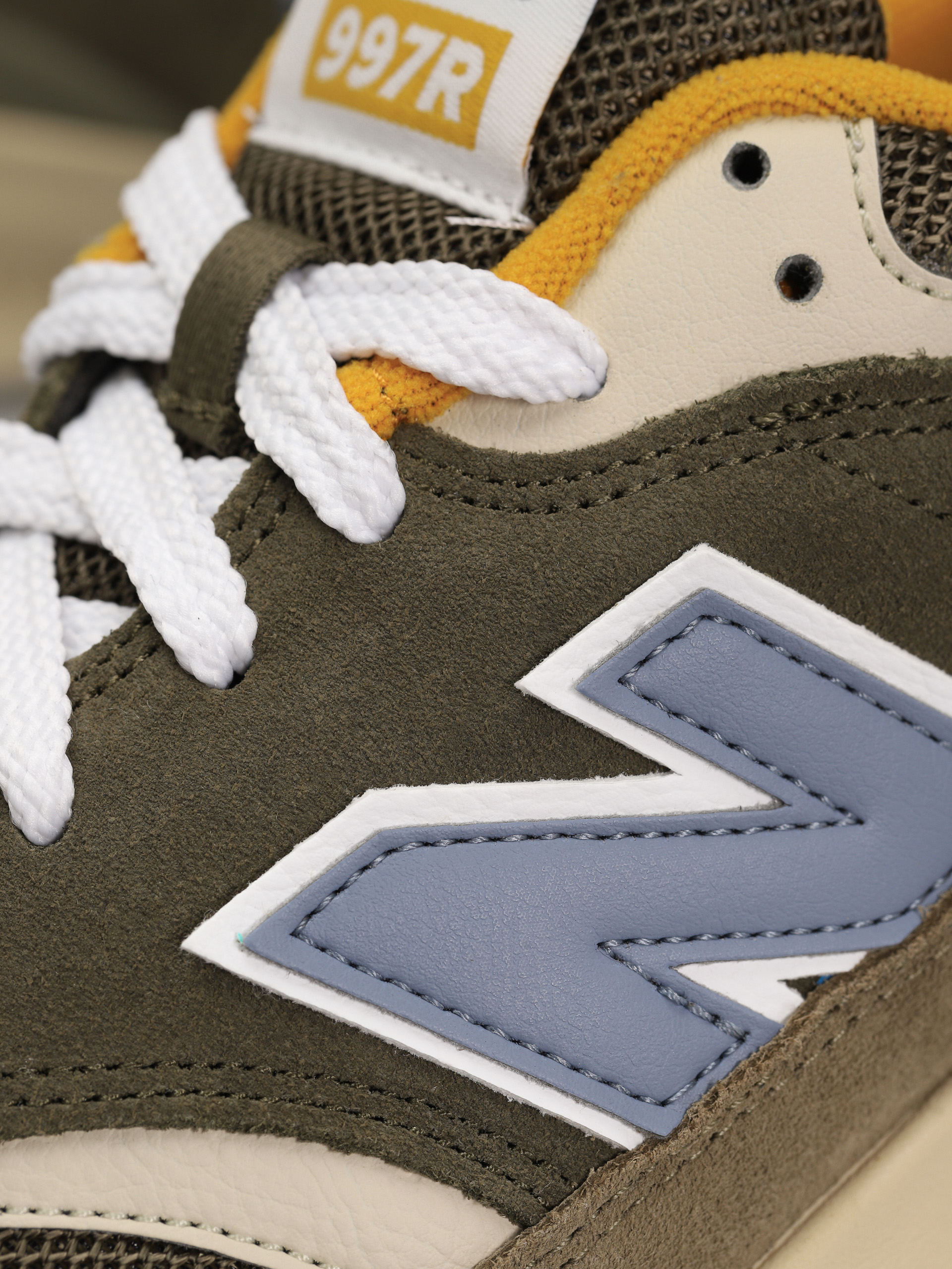 Buty New Balance 997 (covert green)