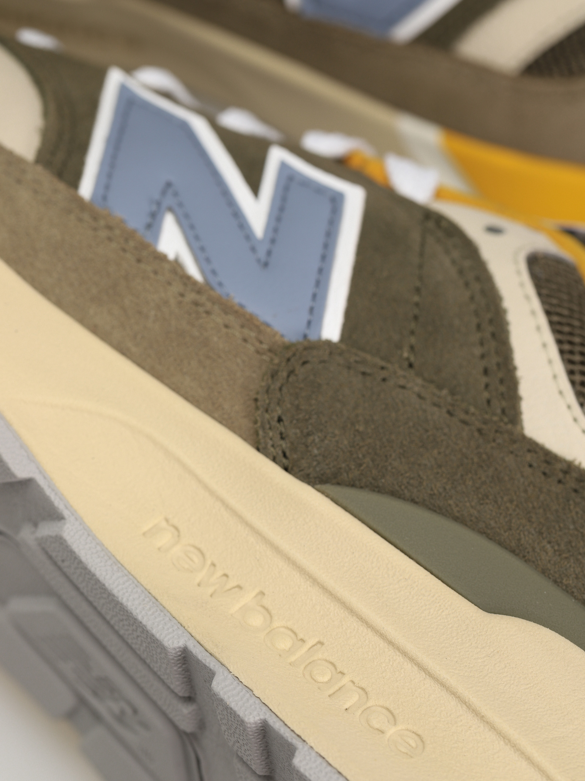 Buty New Balance 997 (covert green)