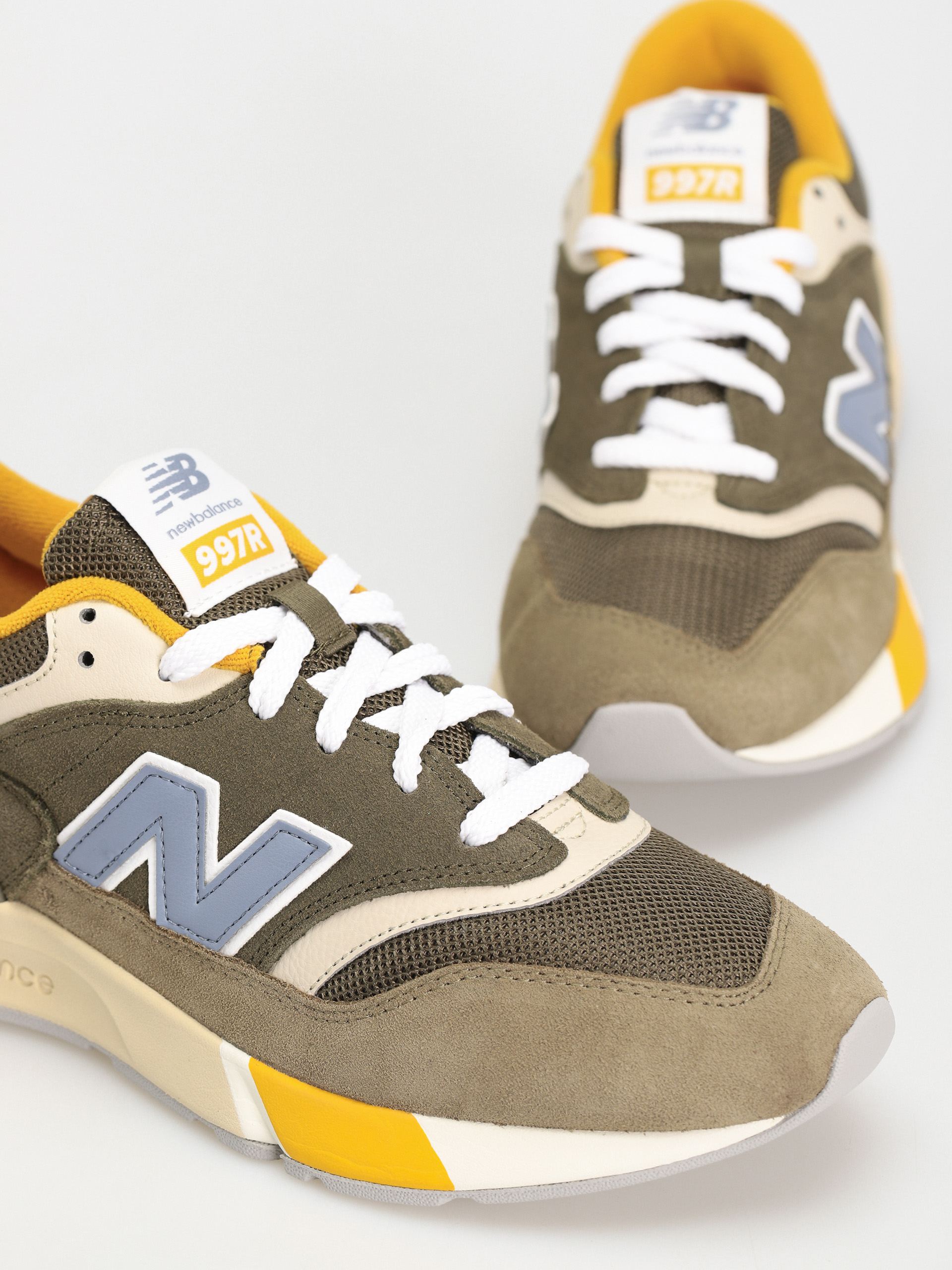 Buty New Balance 997 (covert green)