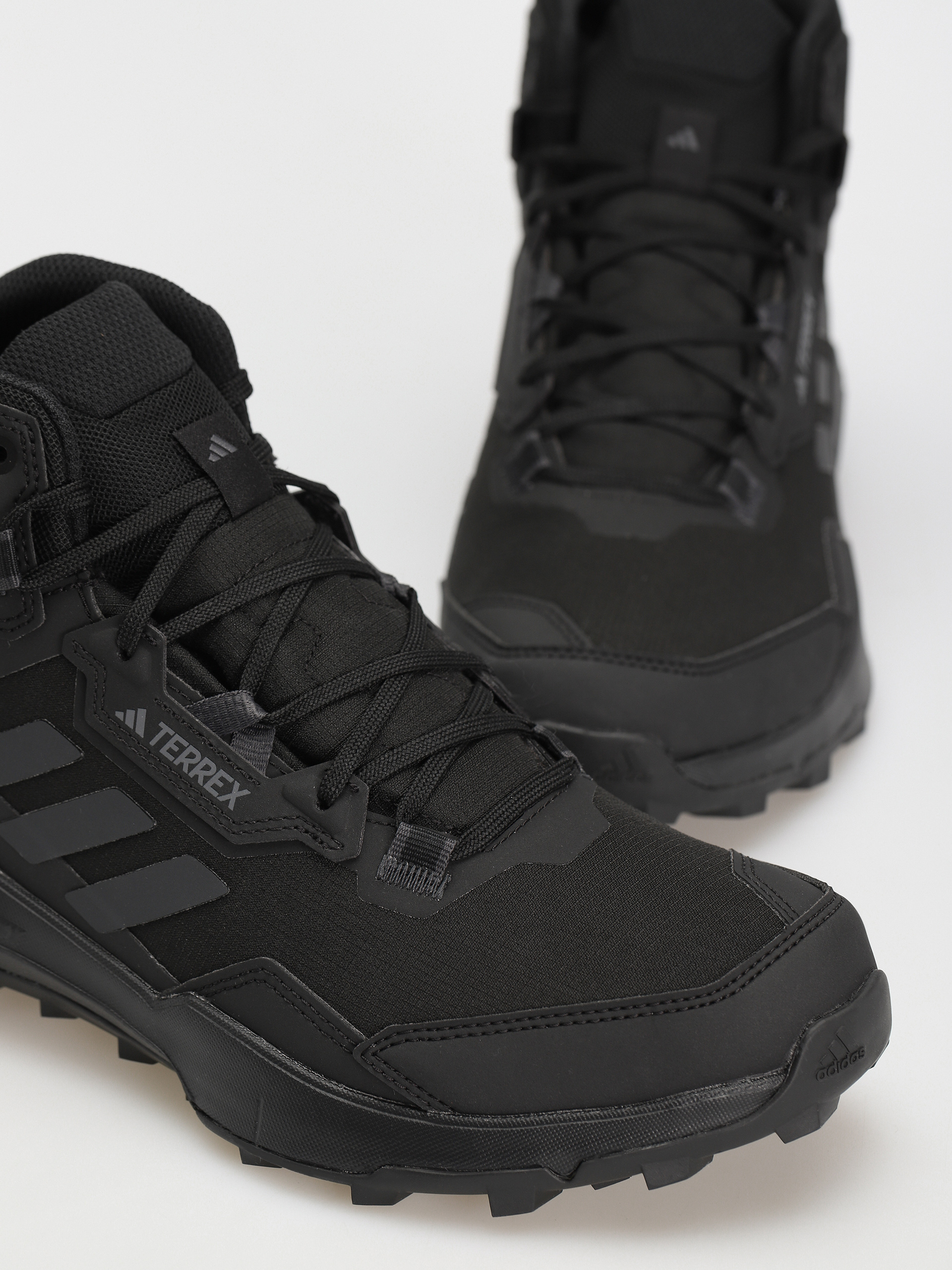 Buty adidas Originals Terrex Ax4 Mid Gtx (cblack/carbon/grefou)