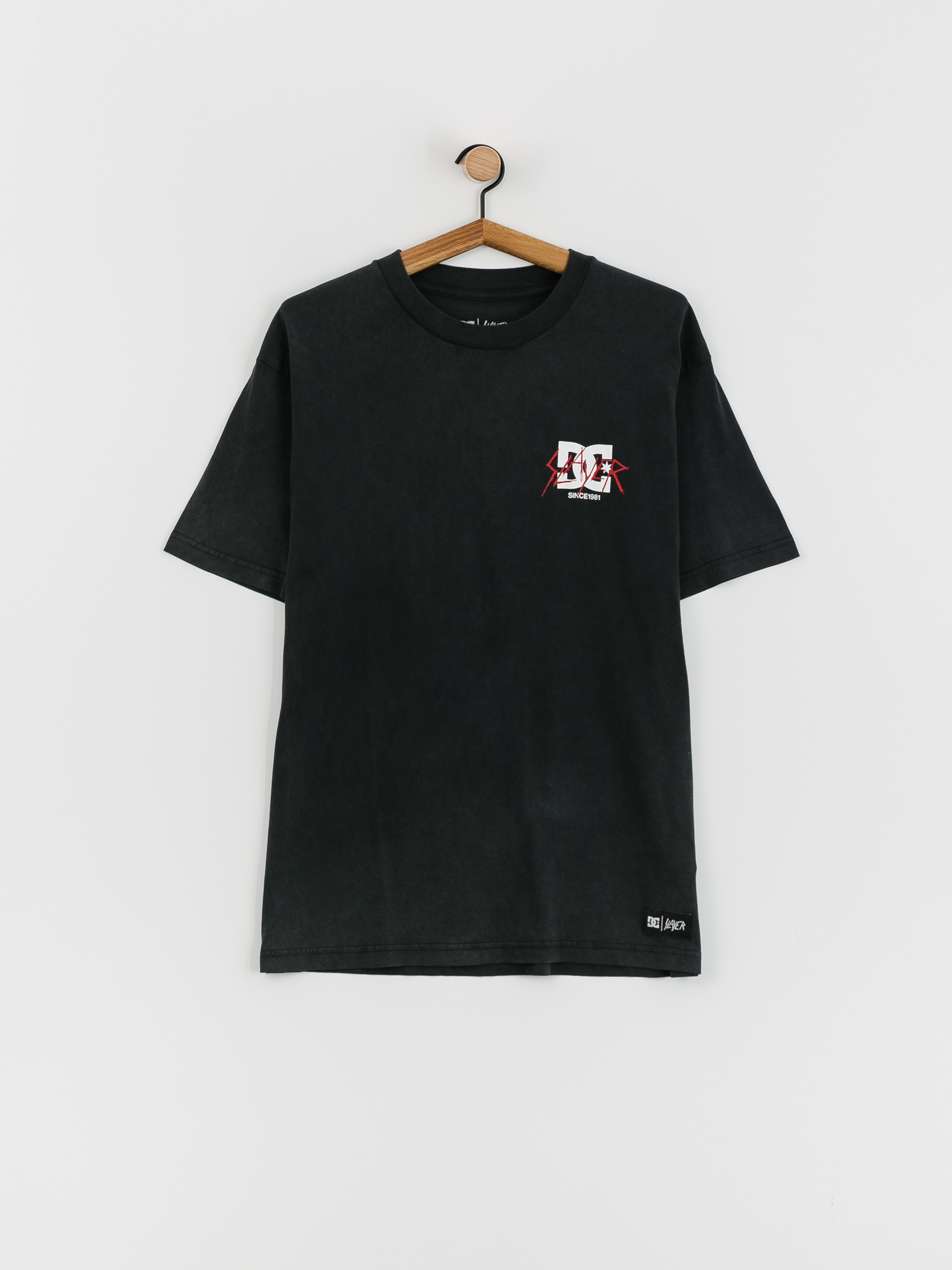 T-shirt DC X Slayer 1981 (black acid wash)