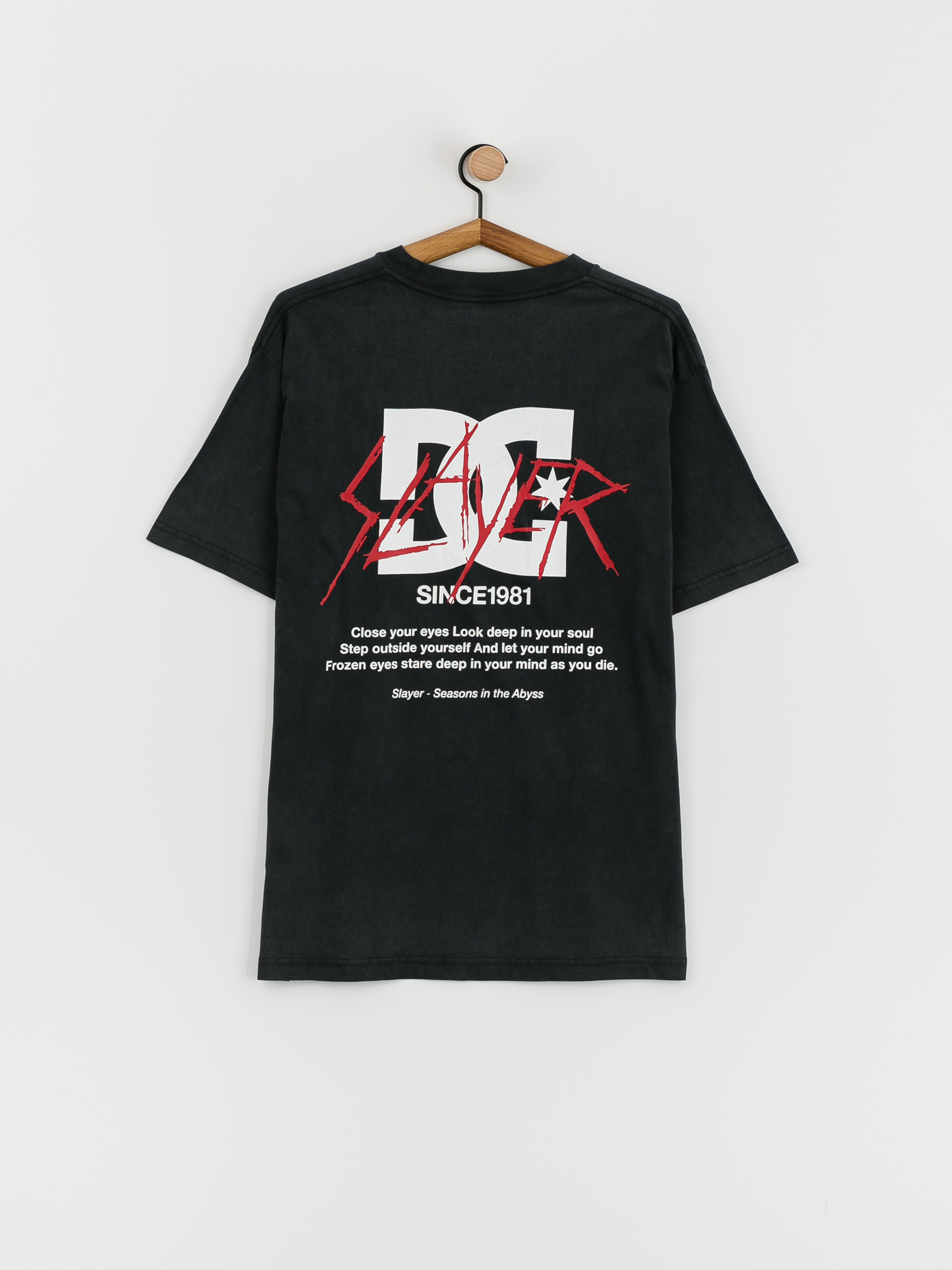 T-shirt DC X Slayer 1981 (black acid wash)