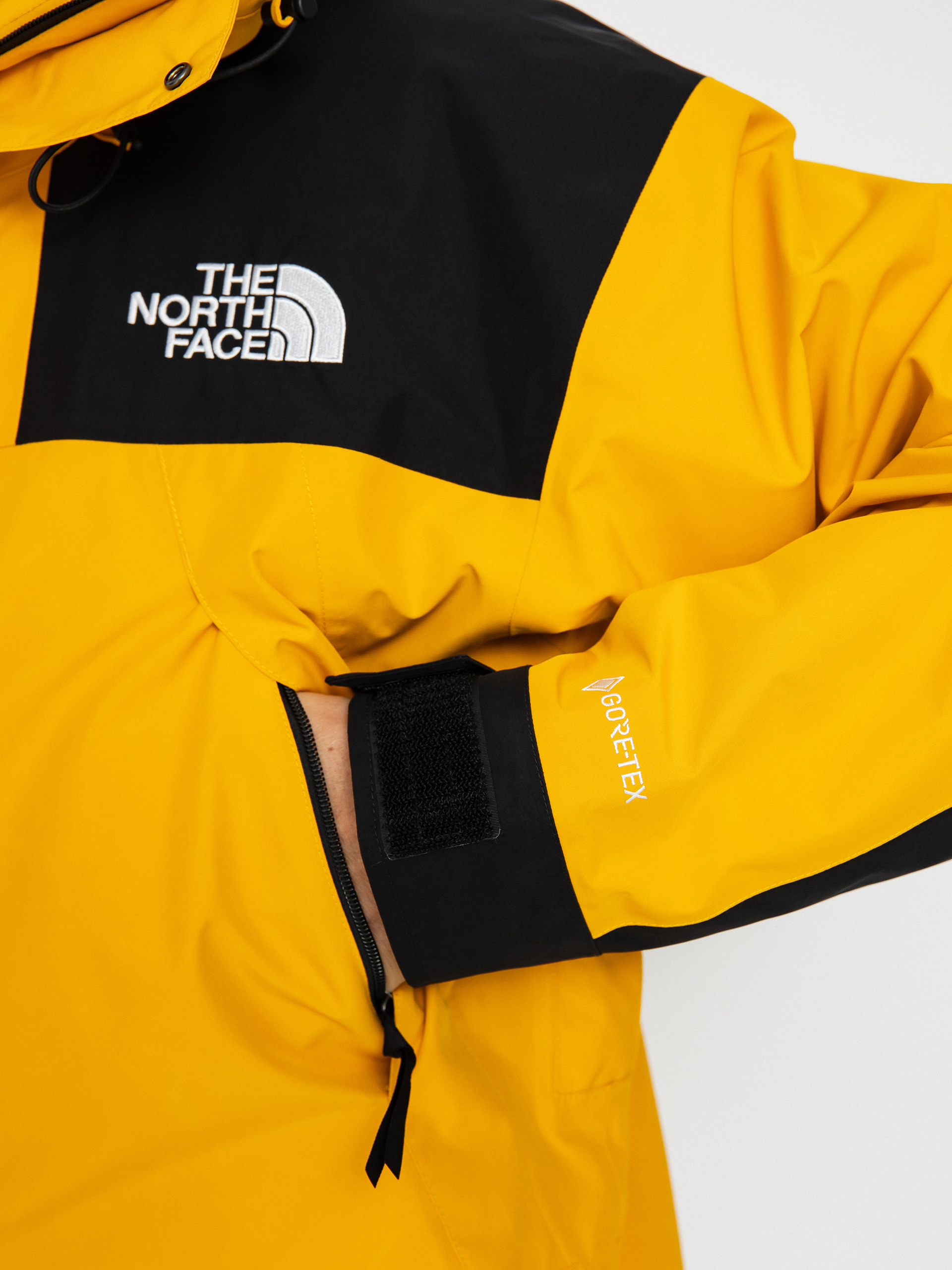 Kurtka The North Face Gtx Mtn (summit gold/tnf black)