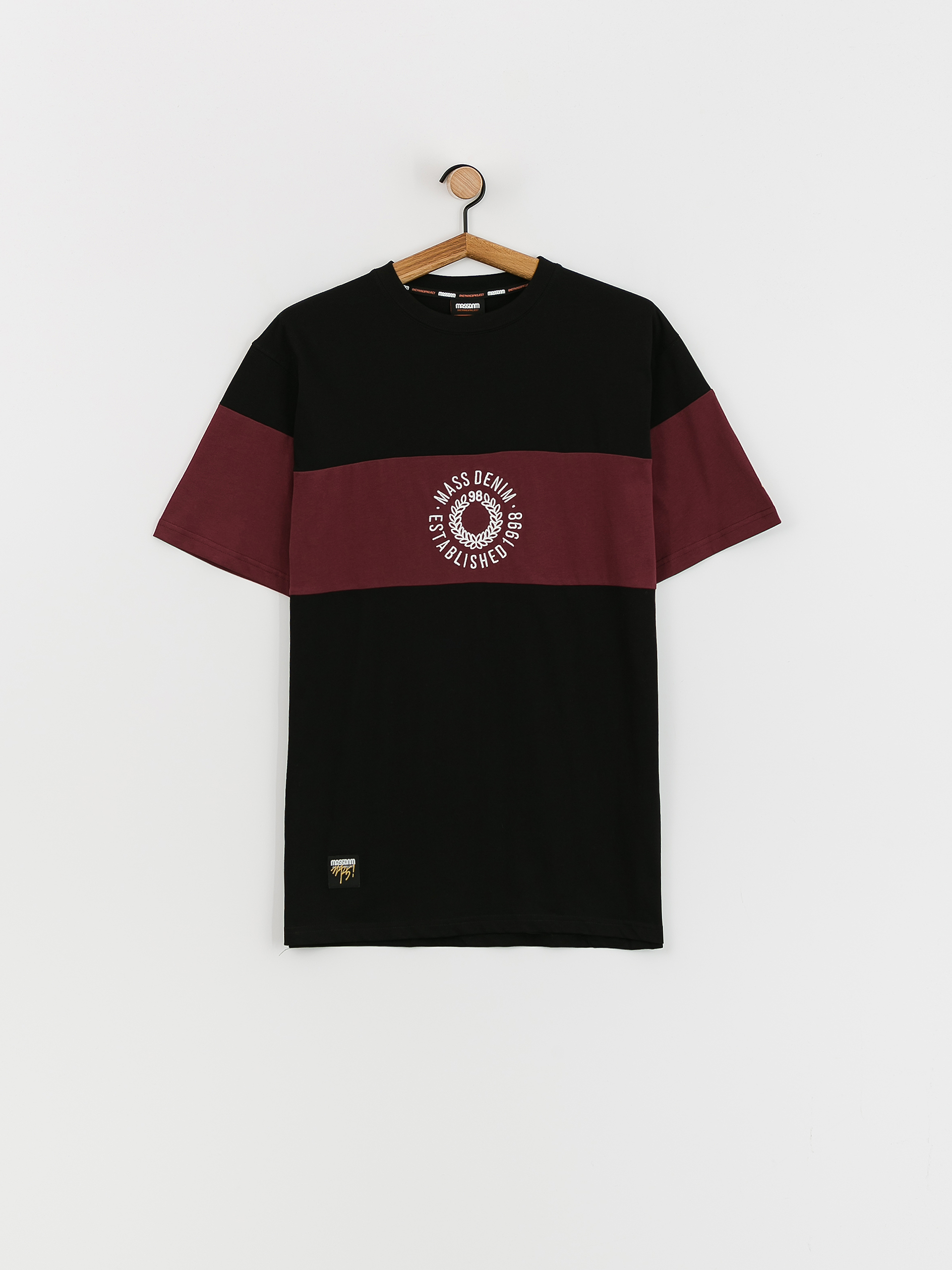 T-shirt MassDnm Elementary (black)