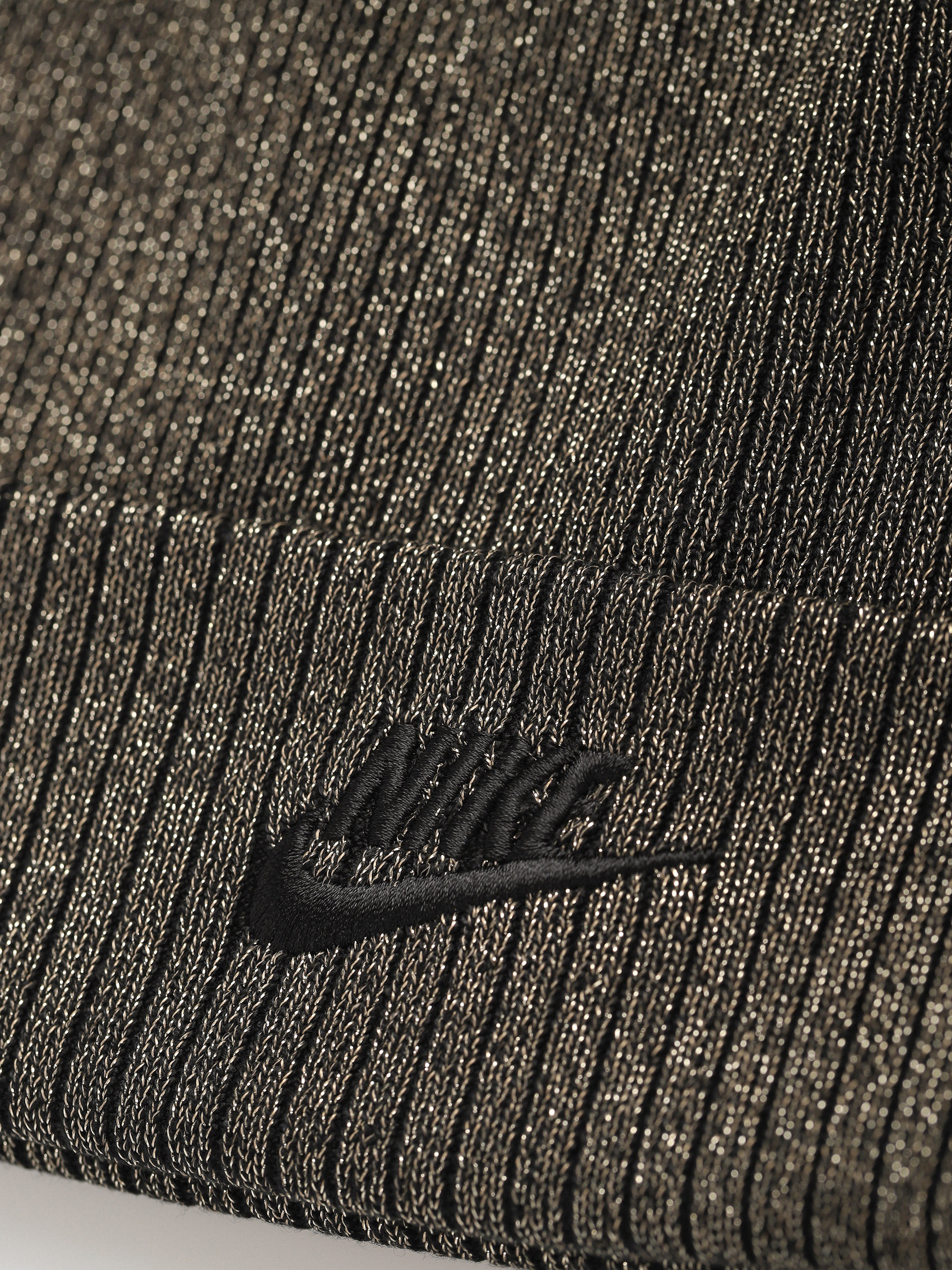 Czapka zimowa Nike SB Peak Metallic (black)