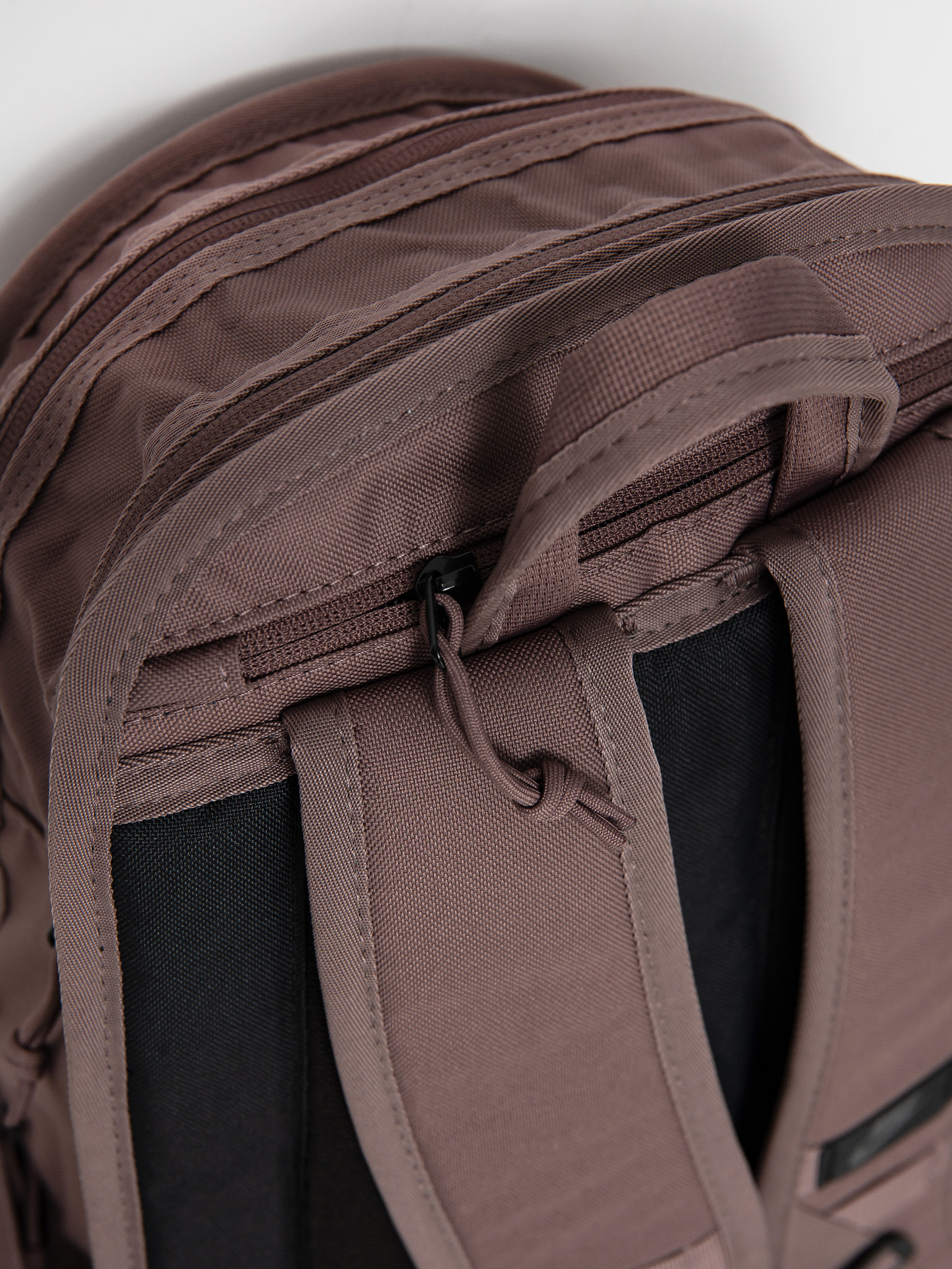 Plecak Nike SB RPM (plum eclipse/plum eclipse/anthracite)