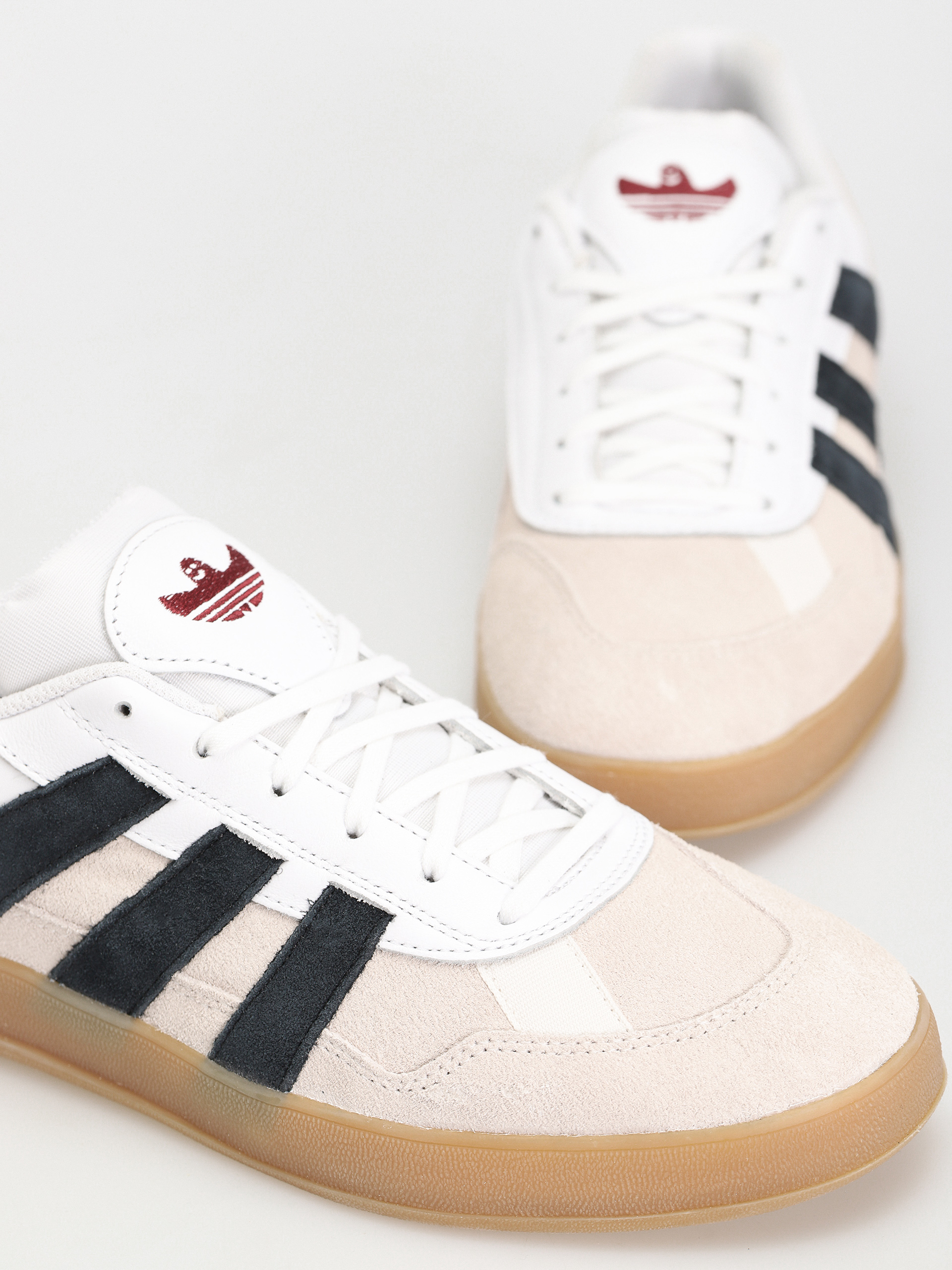 Buty adidas Aloha Super - biały, brązowy (ftwwht/cblack/gum4)