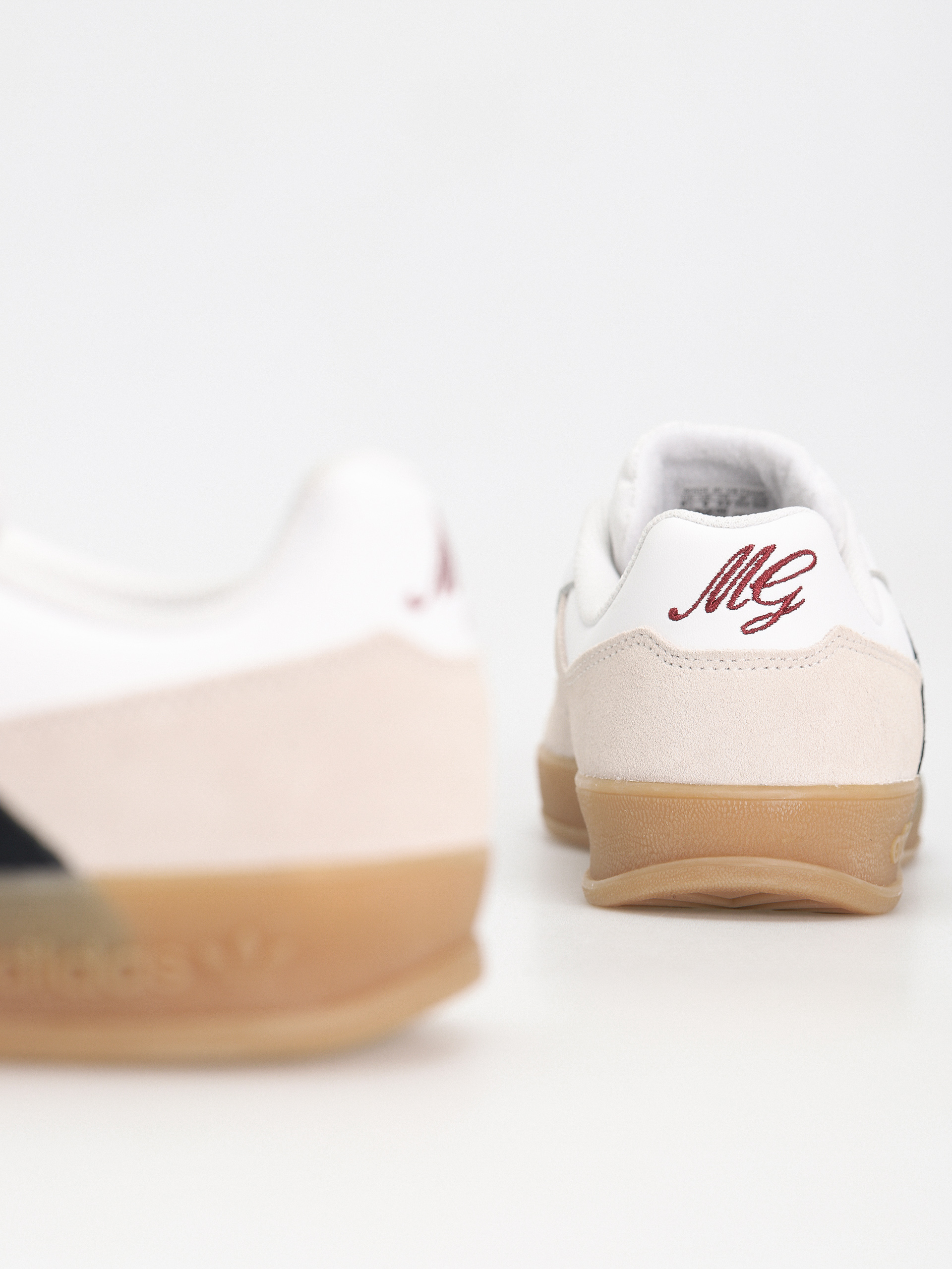 Buty adidas Aloha Super (ftwwht/cblack/gum4)