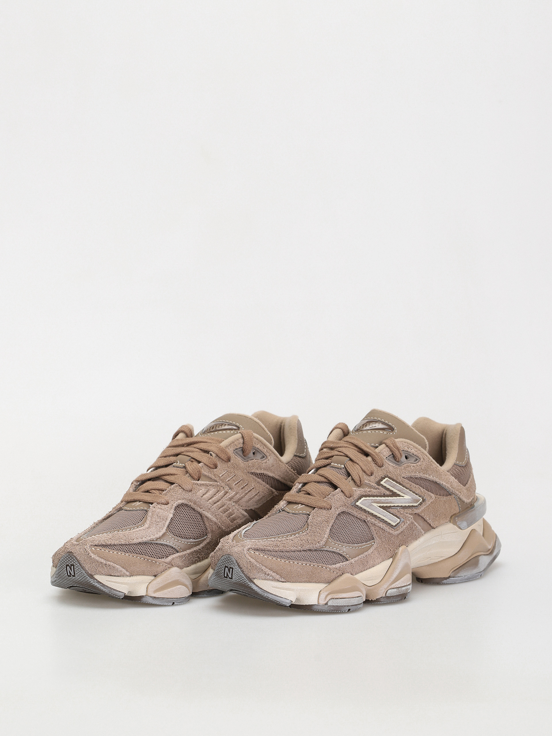 Buty New Balance 9060 (mushroom)
