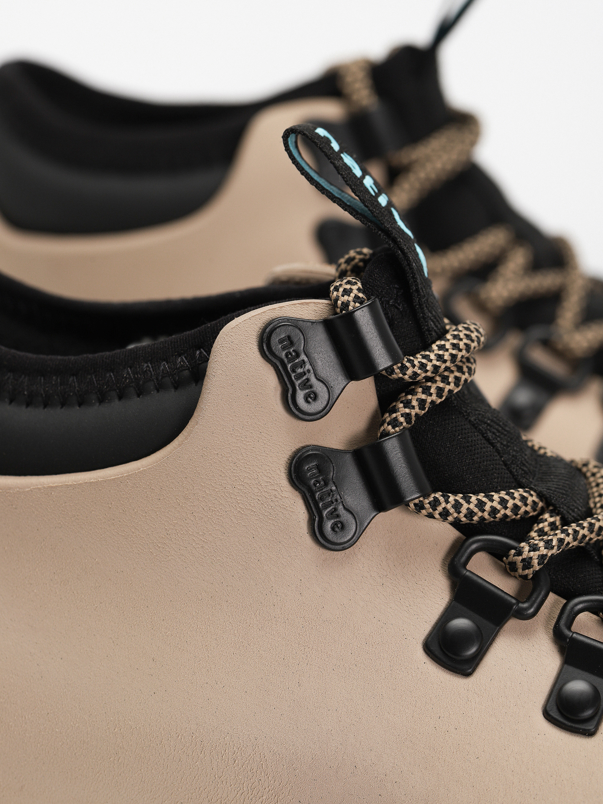 Buty zimowe Native Fitzsimmons Citylite (flax tan/flax tan/jiffy black)