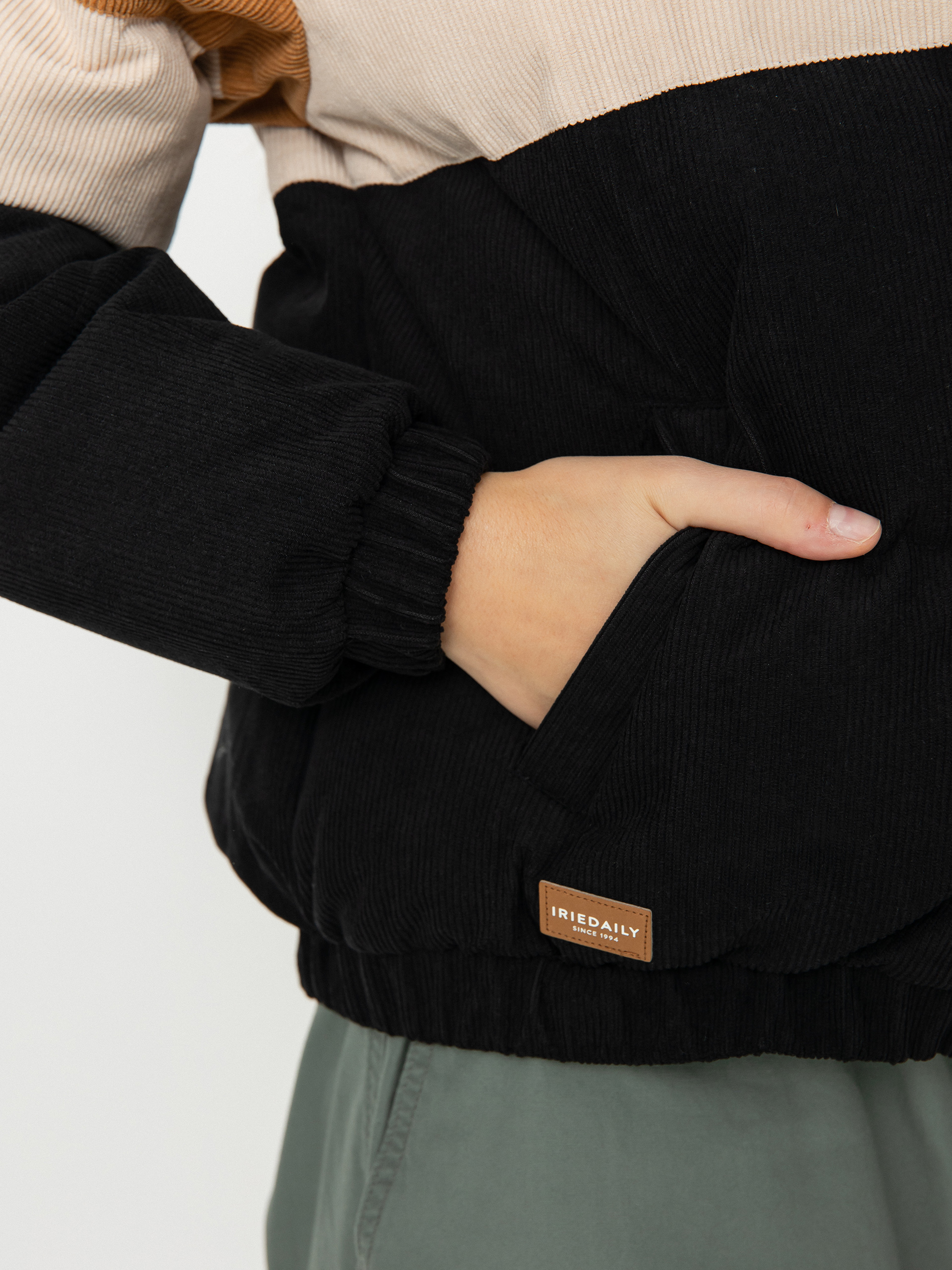 Kurtka Iriedaily Cordy Puffer Wmn (black)