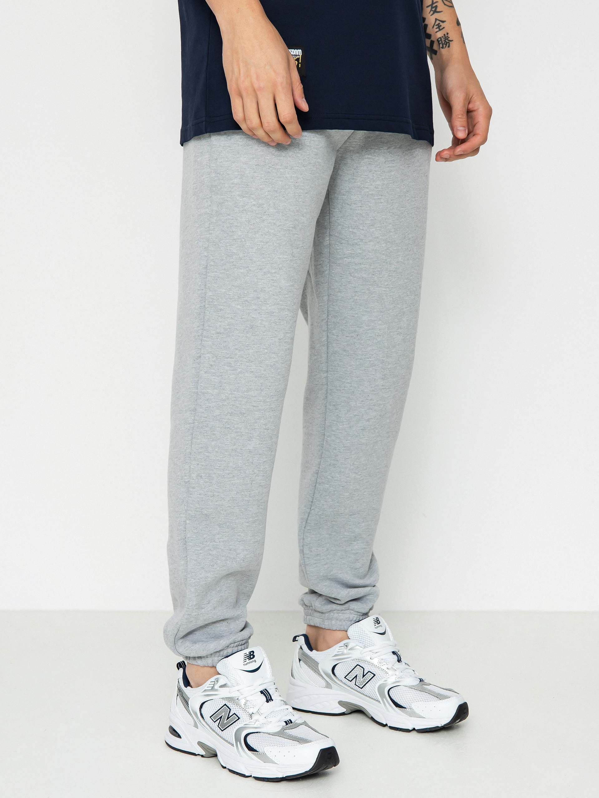 Spodnie MassDnm Patch Straight Fit (light heather grey)