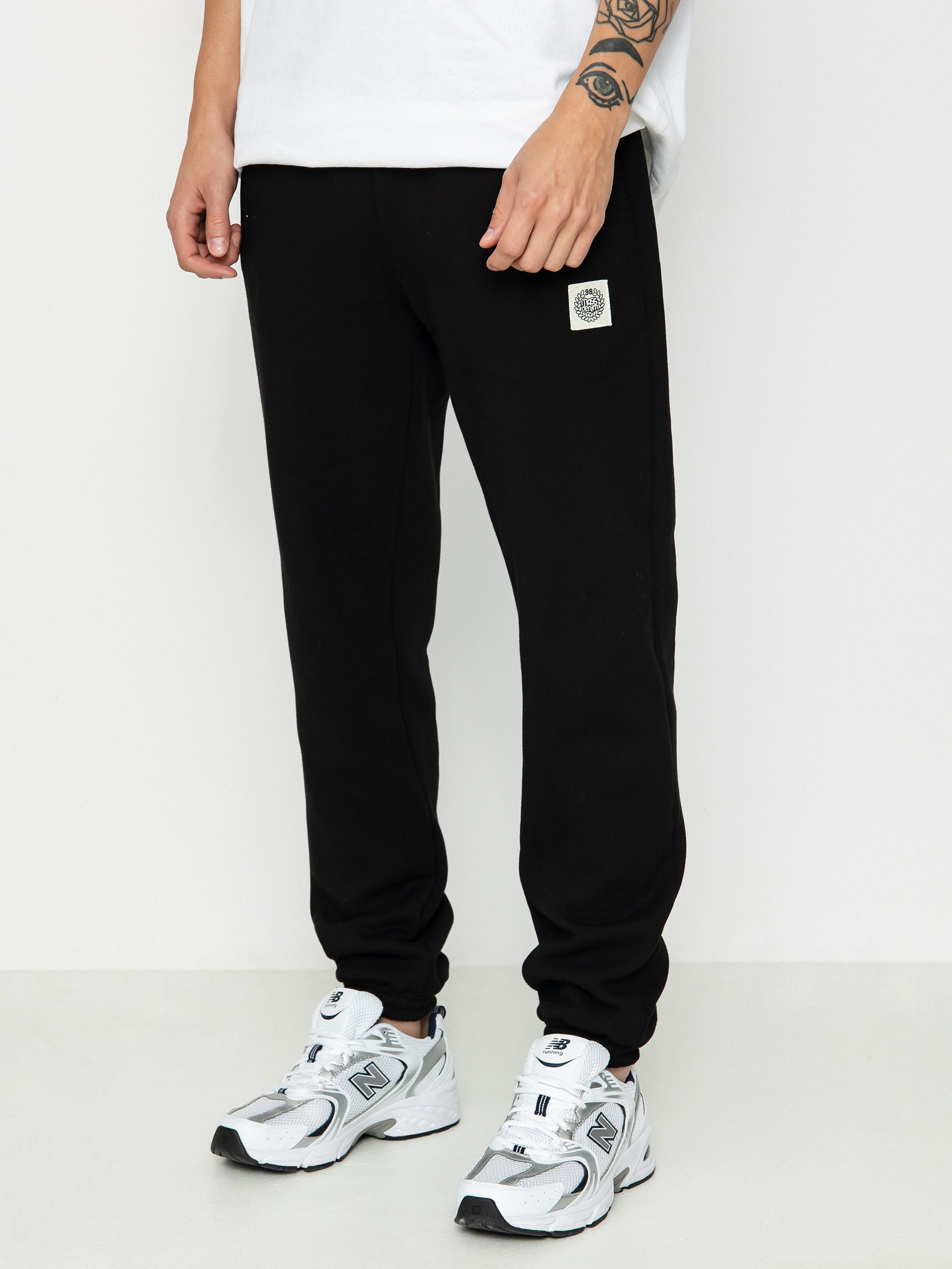 Spodnie MassDnm Patch Straight Fit (black)