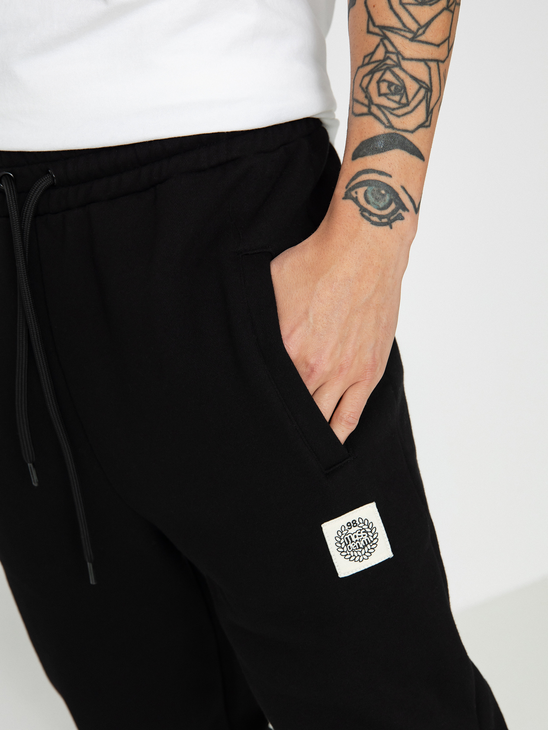 Spodnie MassDnm Patch Straight Fit (black)