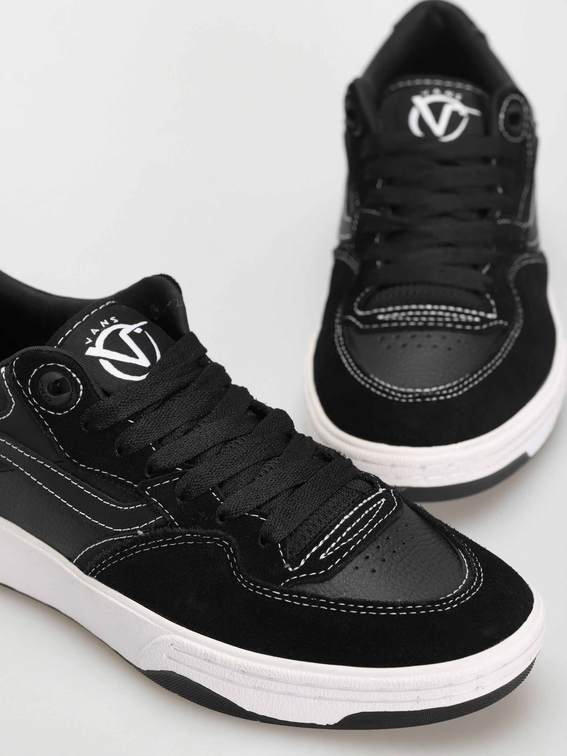 Buty Vans Skate Rowan 2 (black/white)