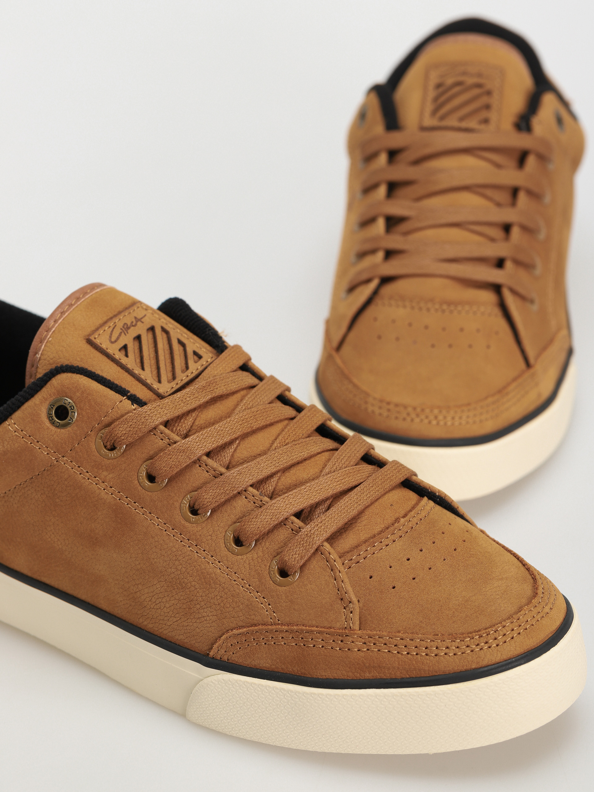 Buty Circa Al 50 Se (ochre/black/off white)
