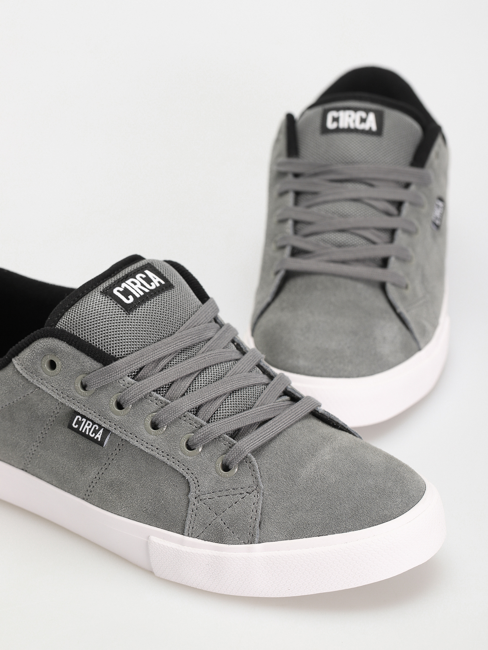 Buty Circa Cero (dark shadow/black/white)