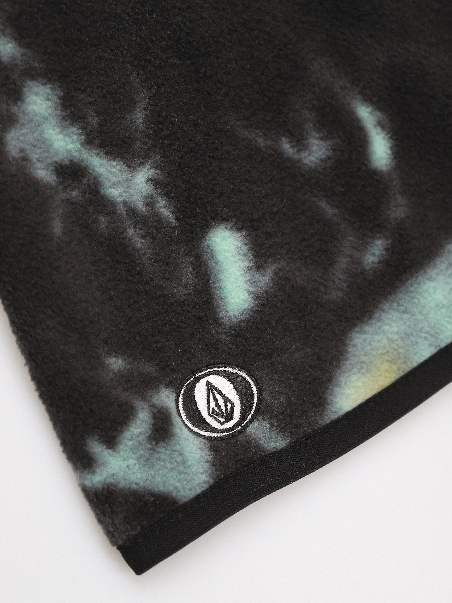 Ocieplacz Volcom Powclava (spritz black)